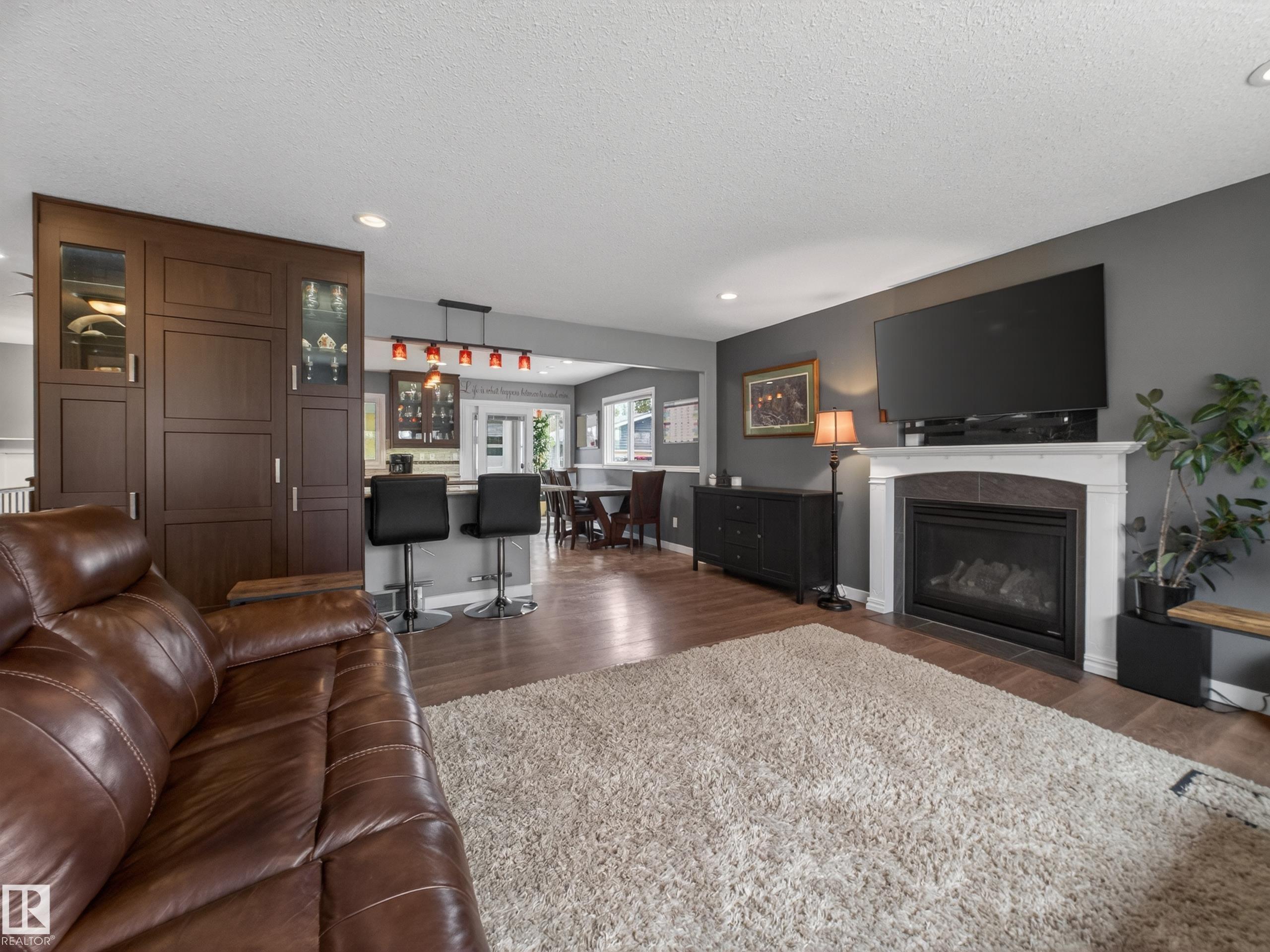 Photo 8 at 8410 95b Avenue, Pineview Fort Sask., Fort Saskatchewan