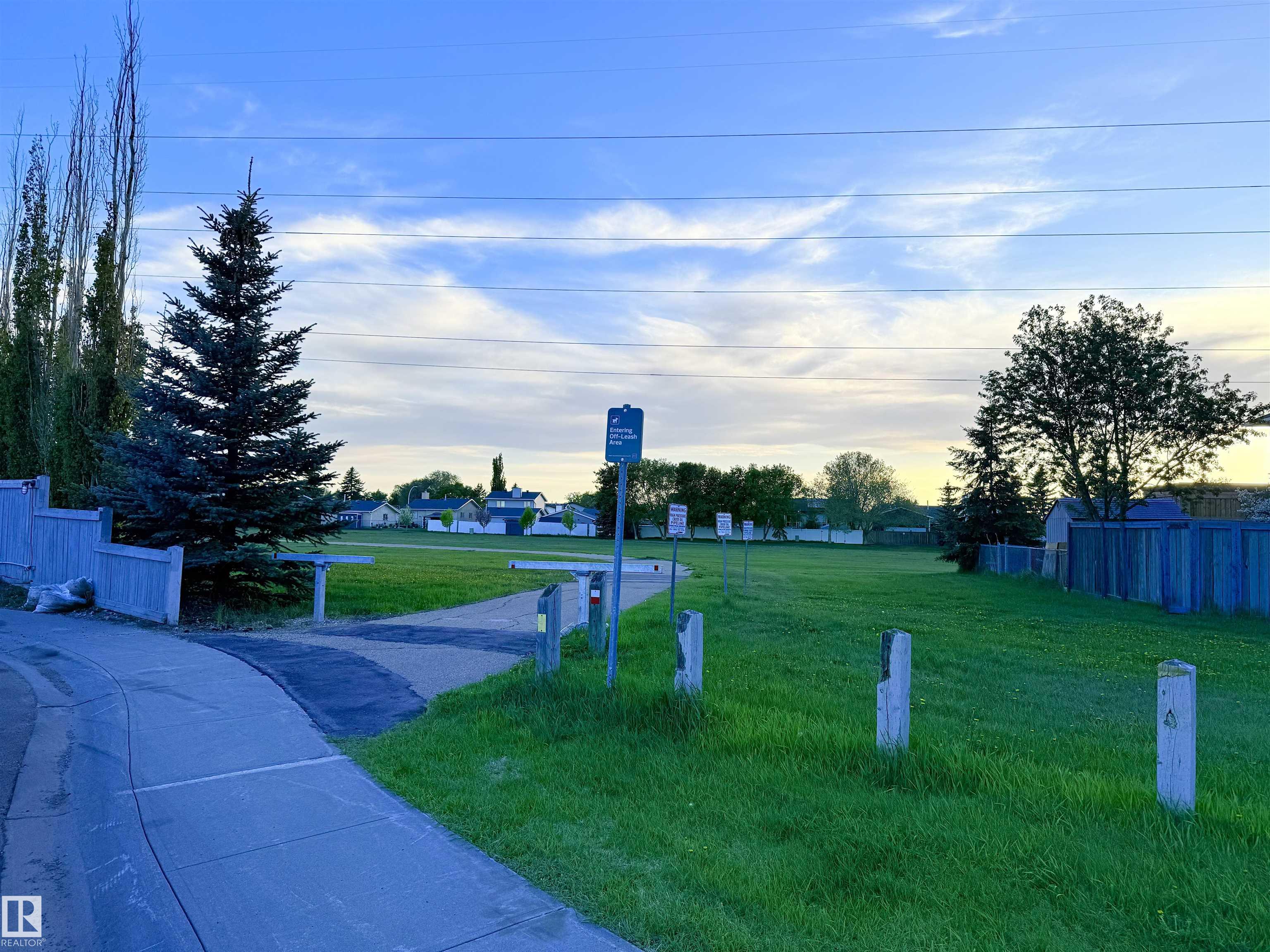 Photo 16 at 14411 16 Street NW, Fraser, Edmonton