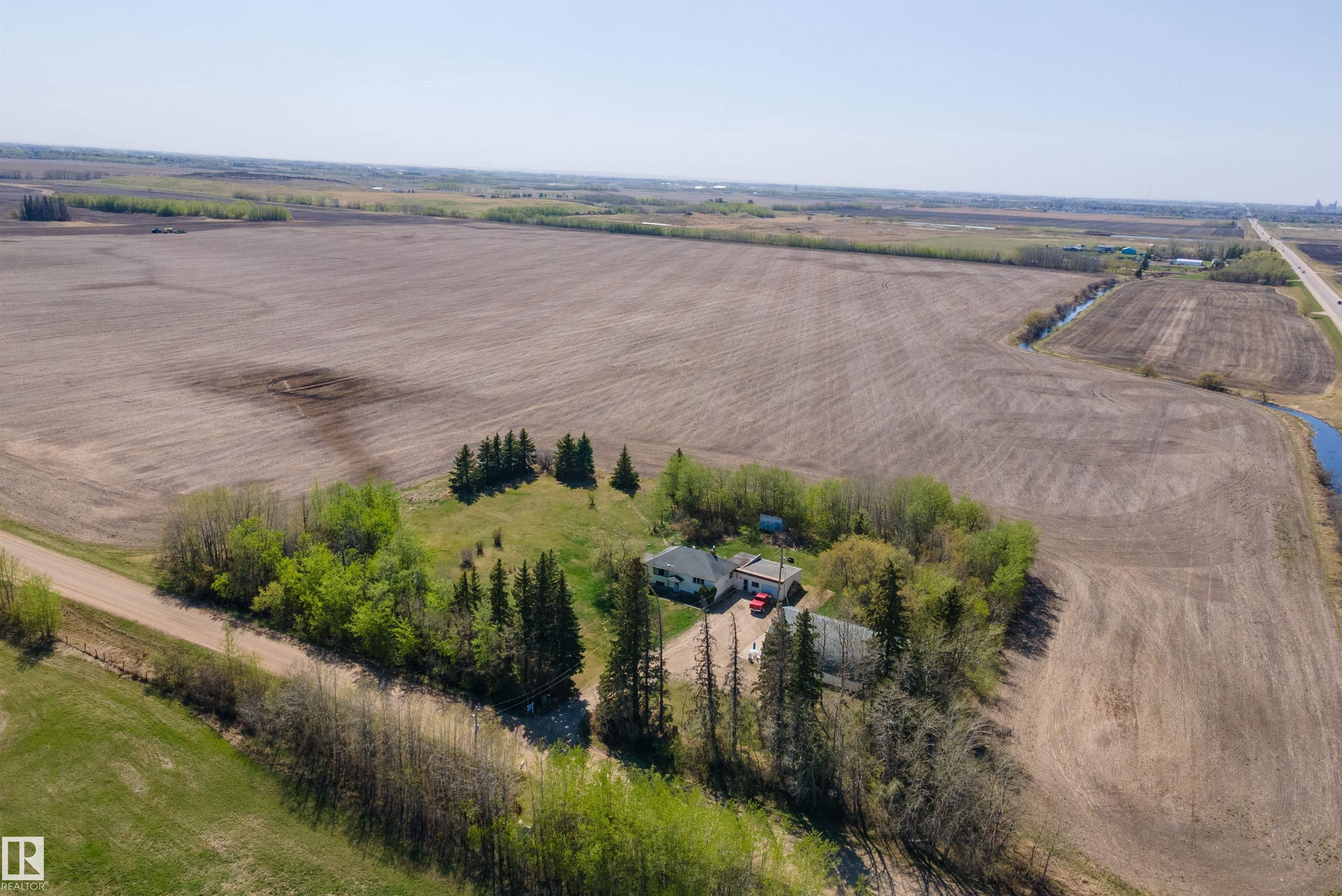 Photo 56 at 55532 Rge Road 250, None, Rural Sturgeon County