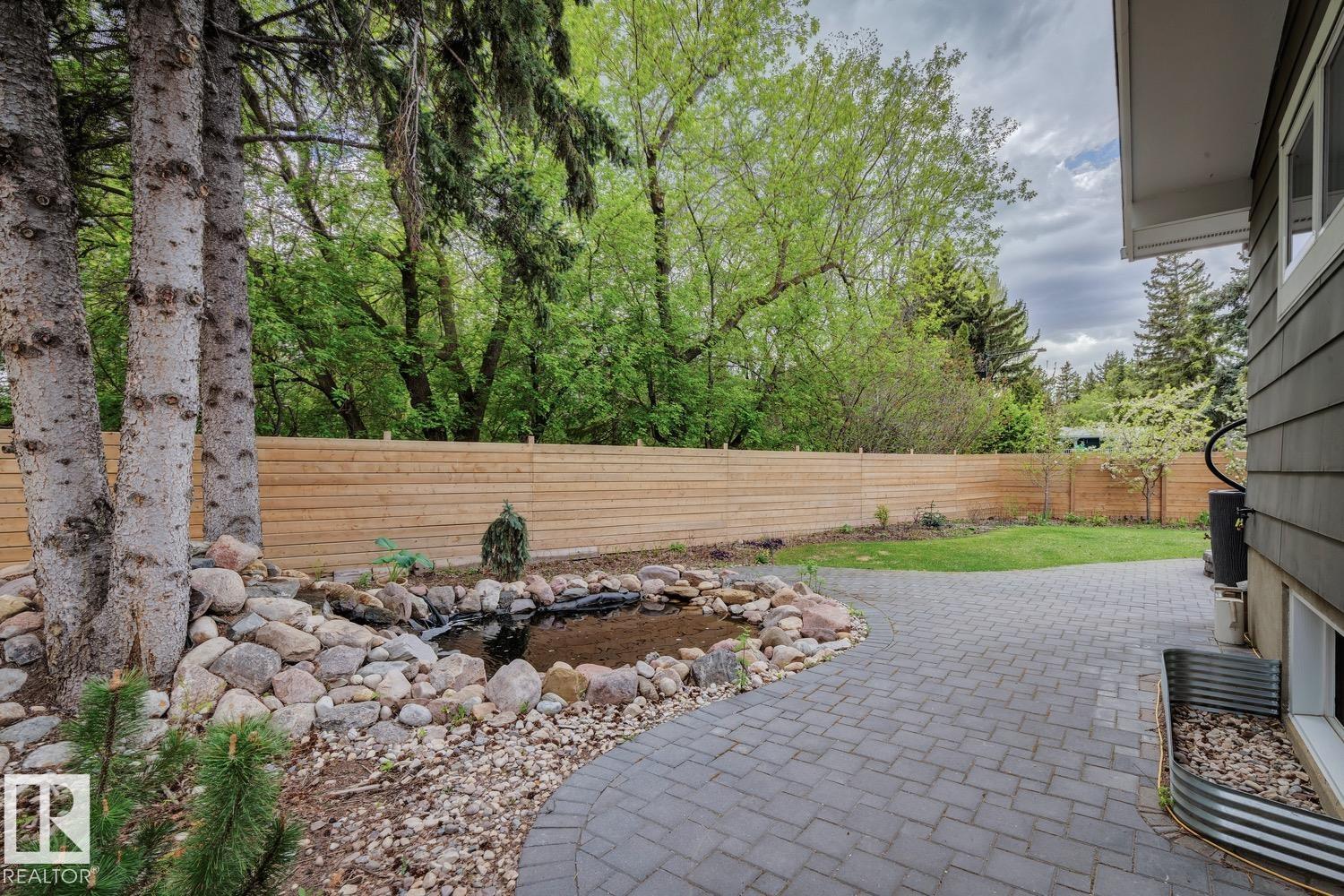 https://zimg.paragon.ice.com/ParagonImages/Property/PM/RAE/225402840/55/0/0/53673c7686ed5be60aa4dc4e65d93435/1/a6d2b158c8dd7d42c72d0324a7d27713/225402840-46d66dac-0a41-45c9-86db-1cb1220aa064.JPG