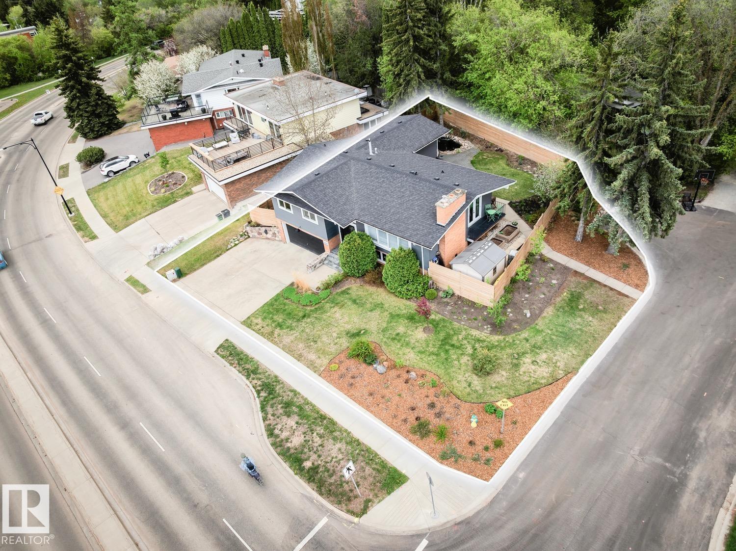 https://zimg.paragon.ice.com/ParagonImages/Property/PM/RAE/225402840/58/0/0/18c3f7d418cac756e464587c6a41e8f5/1/a6d2b158c8dd7d42c72d0324a7d27713/225402840-11920b22-0493-4d55-9bb4-b35d0222e27a.JPG