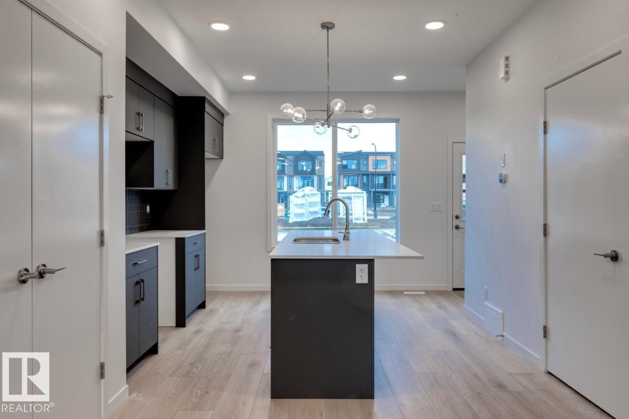 7550 Klapstein Link SW, Keswick, Edmonton
