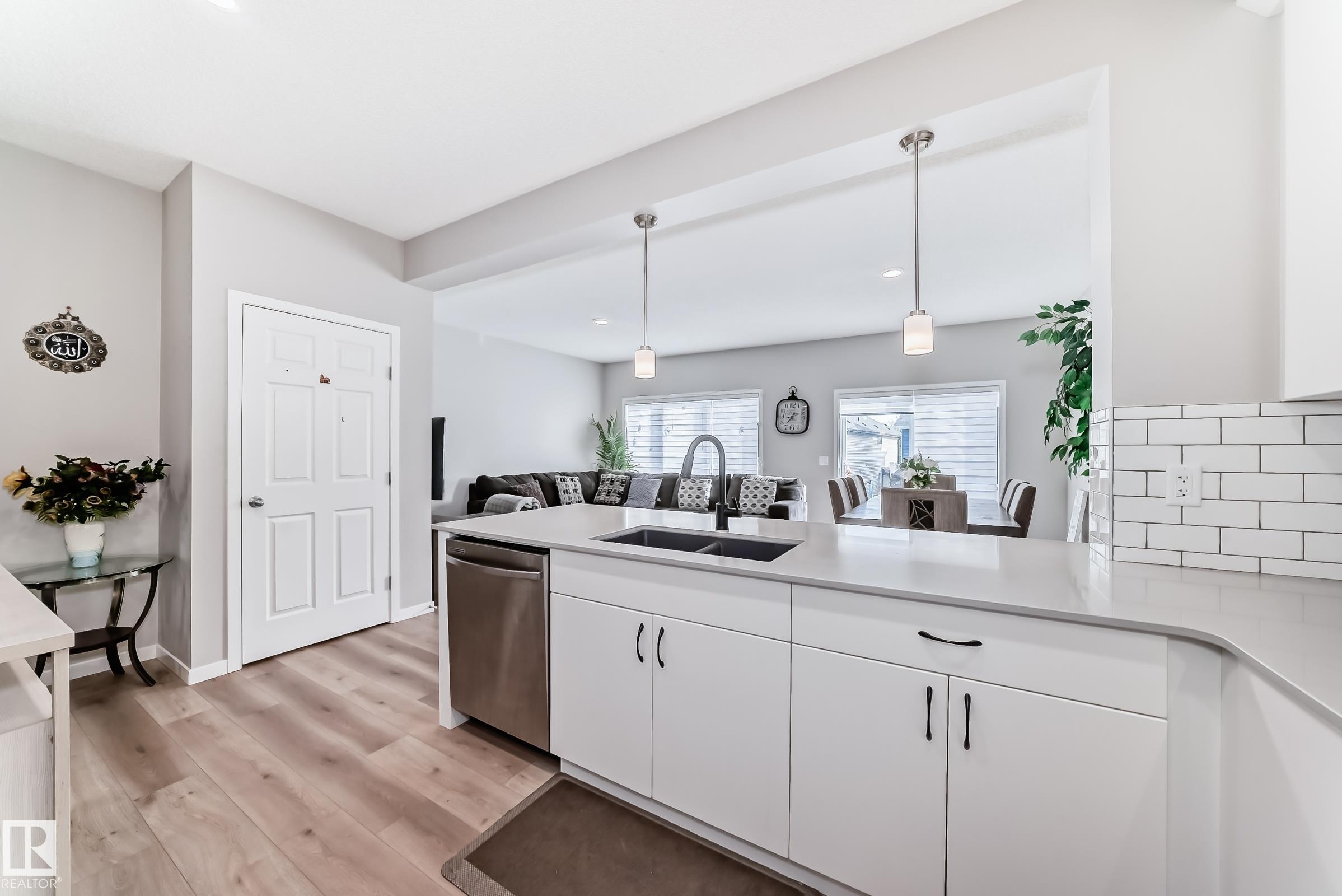 Photo 9 at 5357 Lark Landing NW, Kinglet Gardens, Edmonton