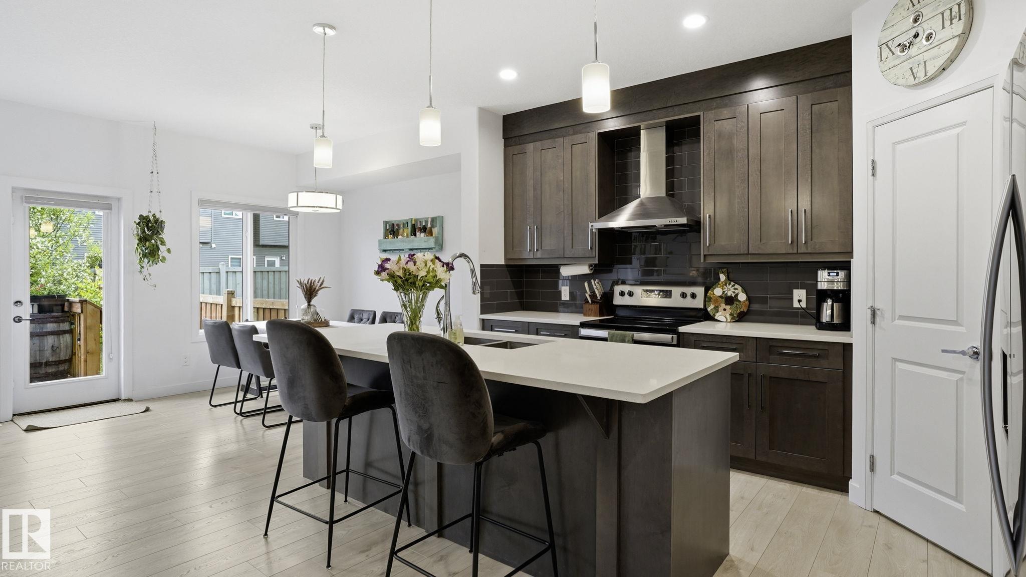 7215 Chivers Place SW, Chappelle Area, Edmonton