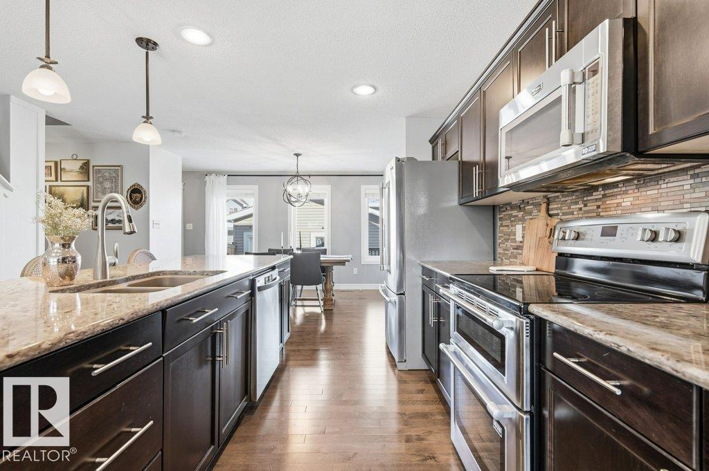 Photo 17 at 16720 15 Avenue SW, Glenridding Heights, Edmonton