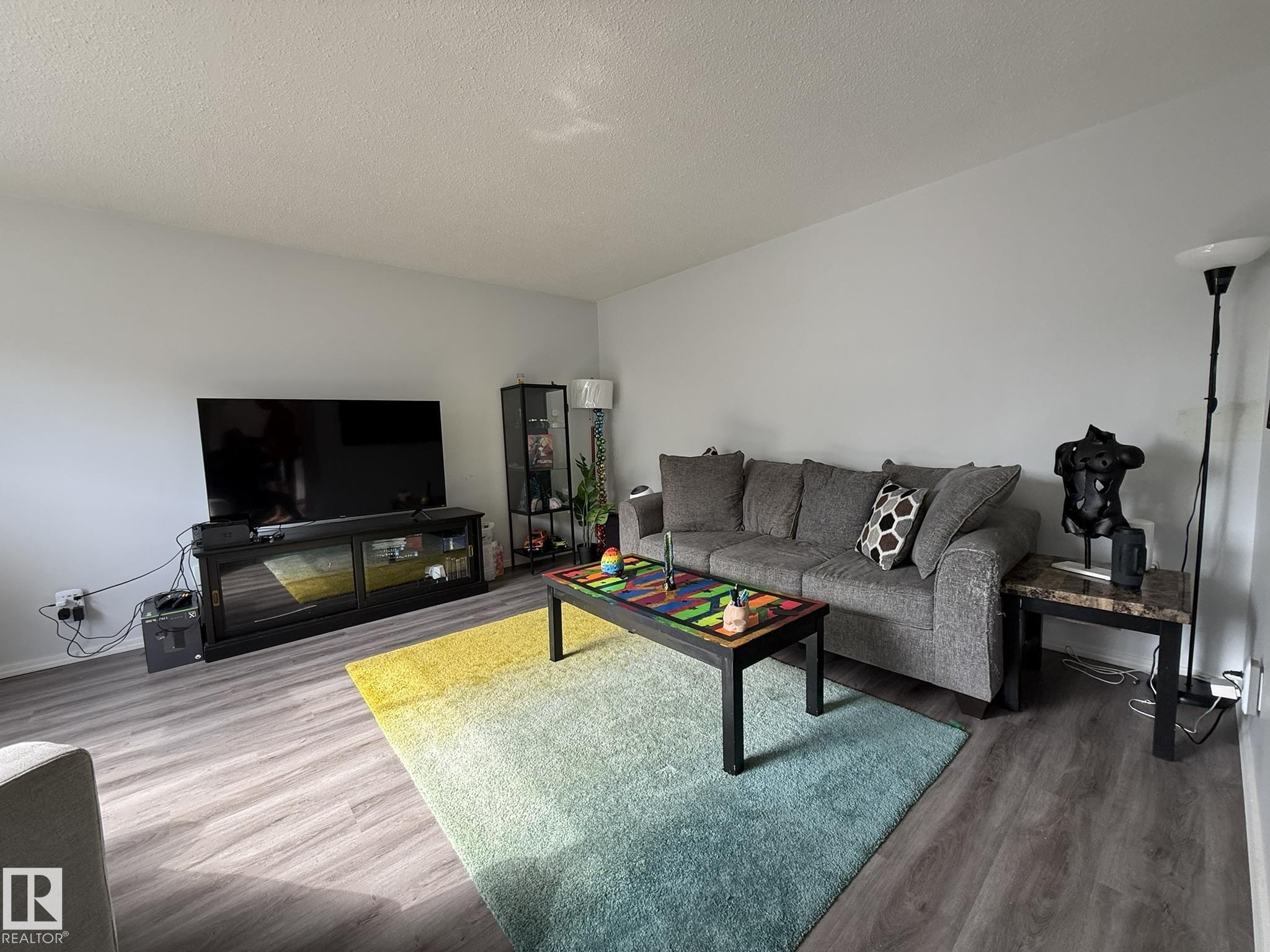 166 Roseland Village NW, Northmount, Edmonton