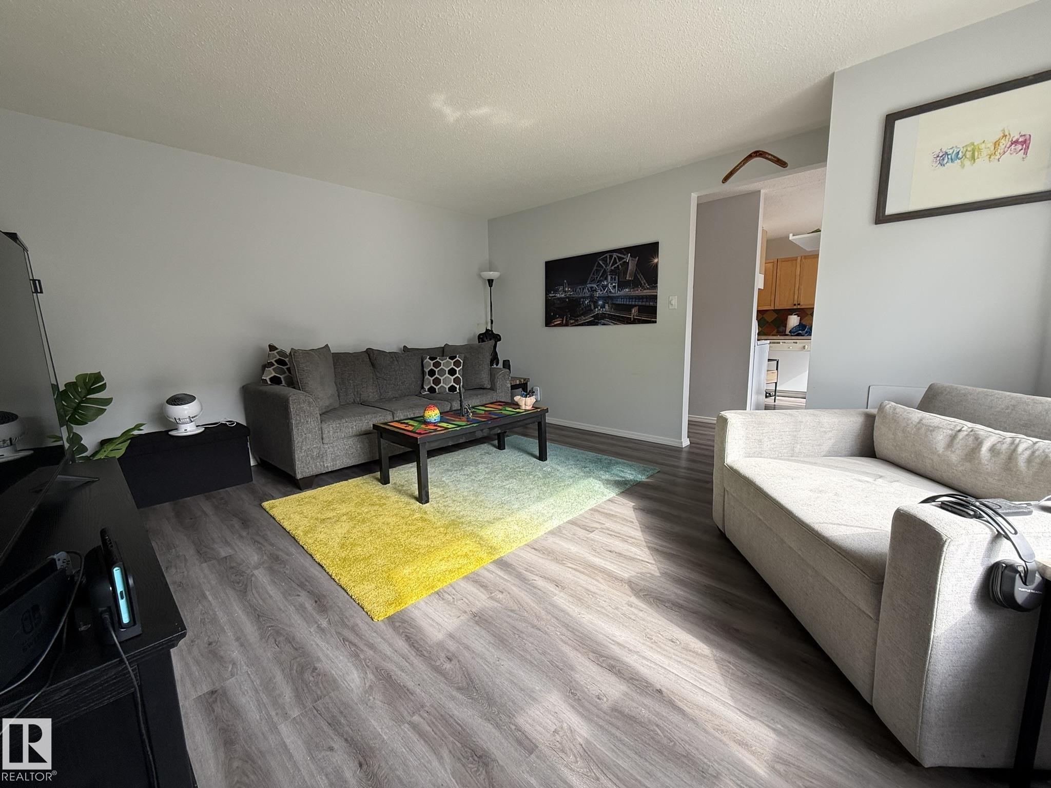 166 Roseland Village NW, Northmount, Edmonton