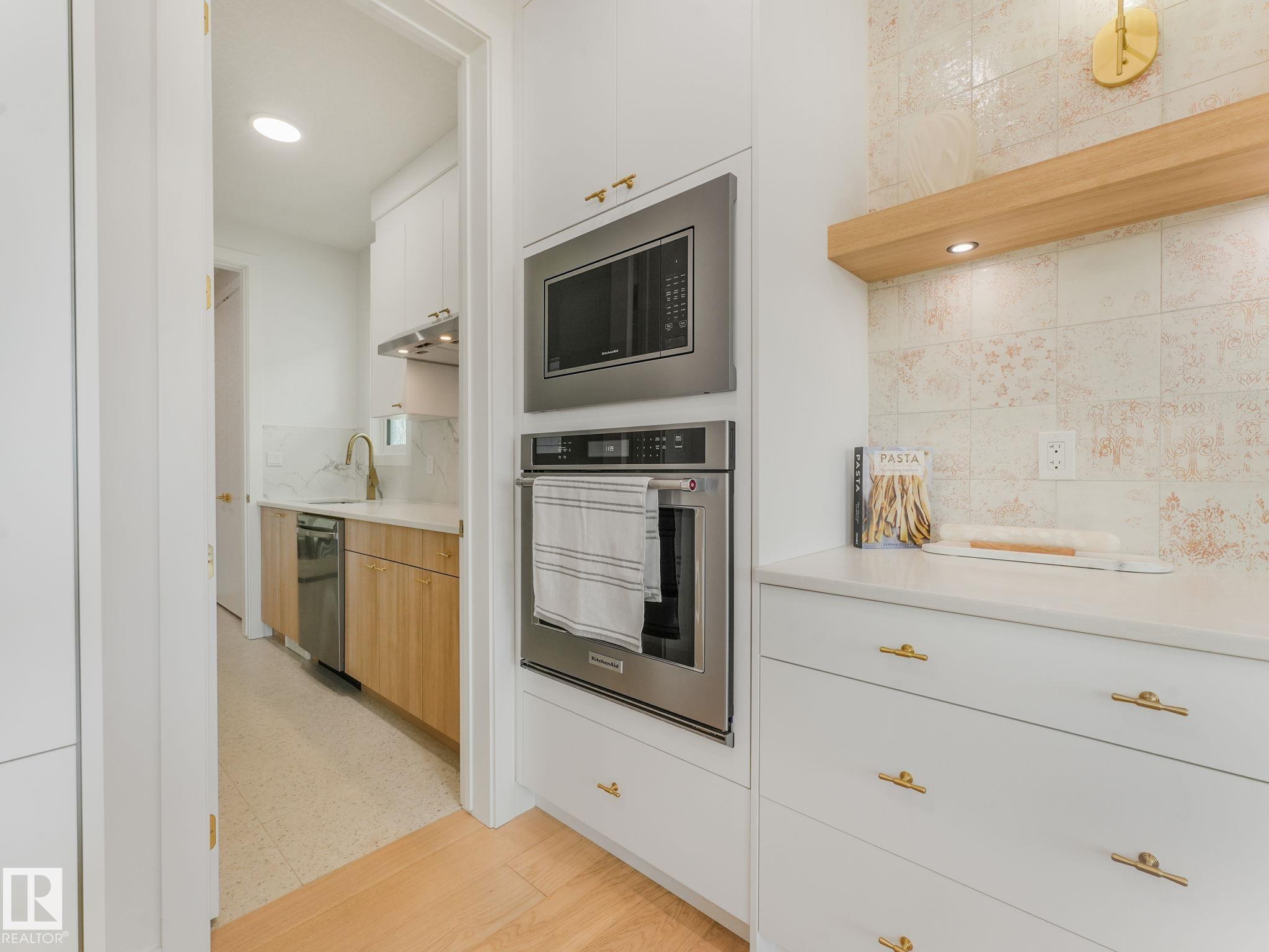 Photo 21 at 33 Birkshire Crescent, Hillshire, Sherwood Park