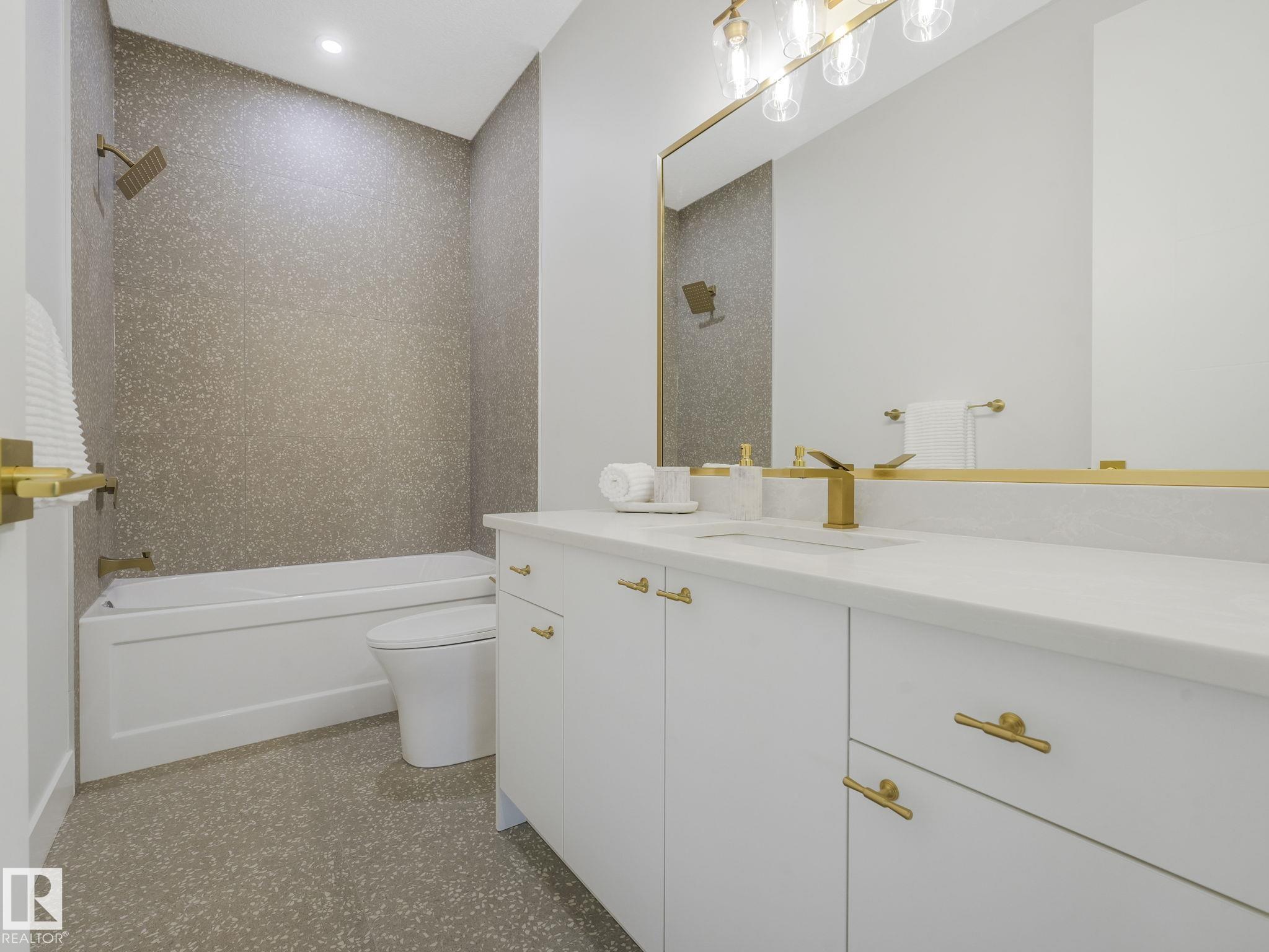 Photo 39 at 33 Birkshire Crescent, Hillshire, Sherwood Park