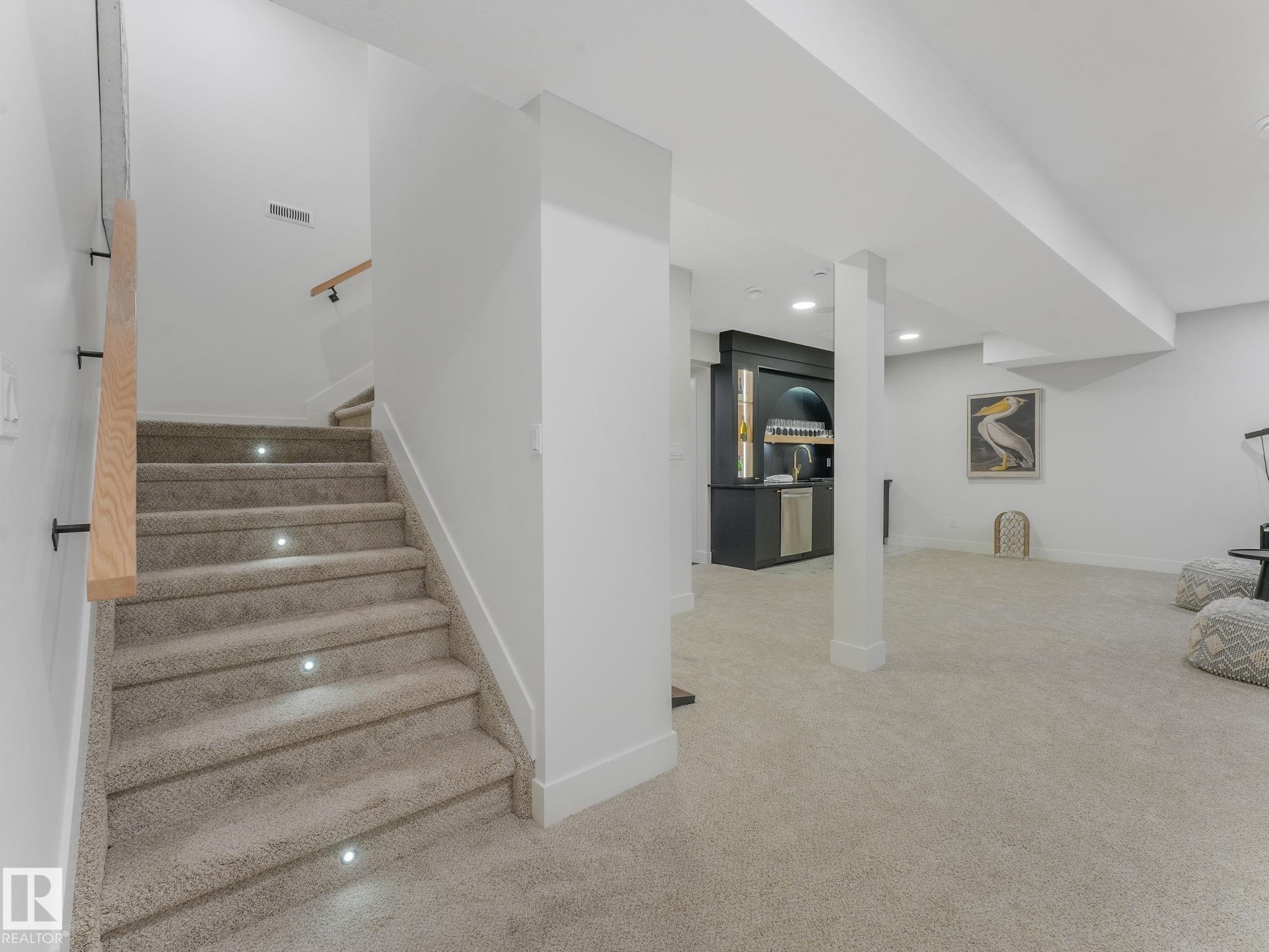 Photo 55 at 33 Birkshire Crescent, Hillshire, Sherwood Park