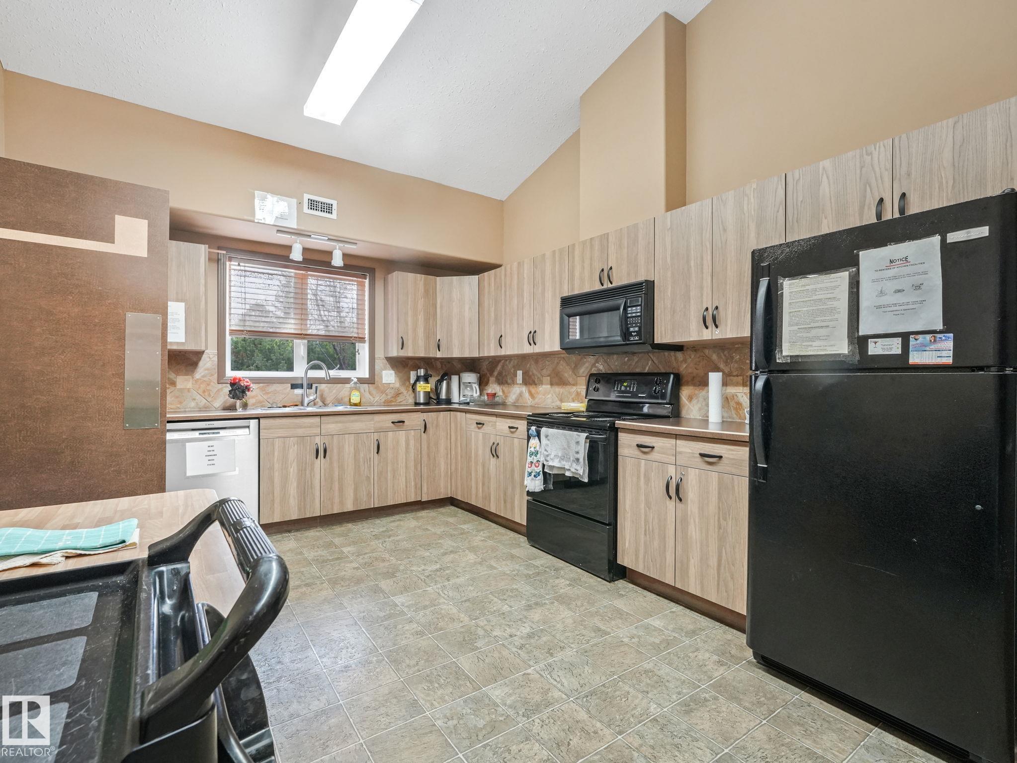 Photo 30 at 407 - 8942 156 Street NW, Meadowlark Park, Edmonton