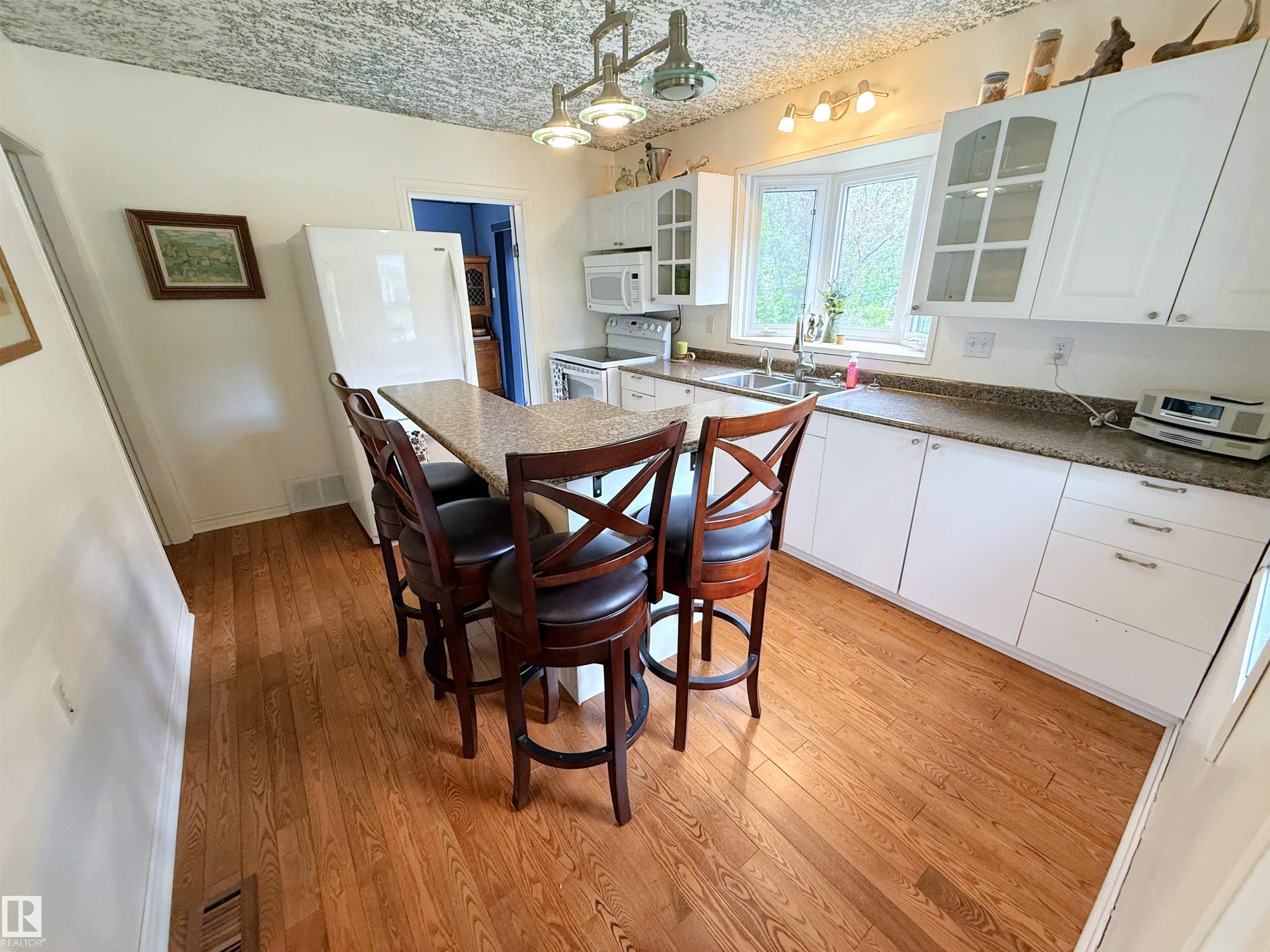 Photo 12 at 56 - 4521 Lakeshore Road, Whitewood Sands, Rural Parkland County