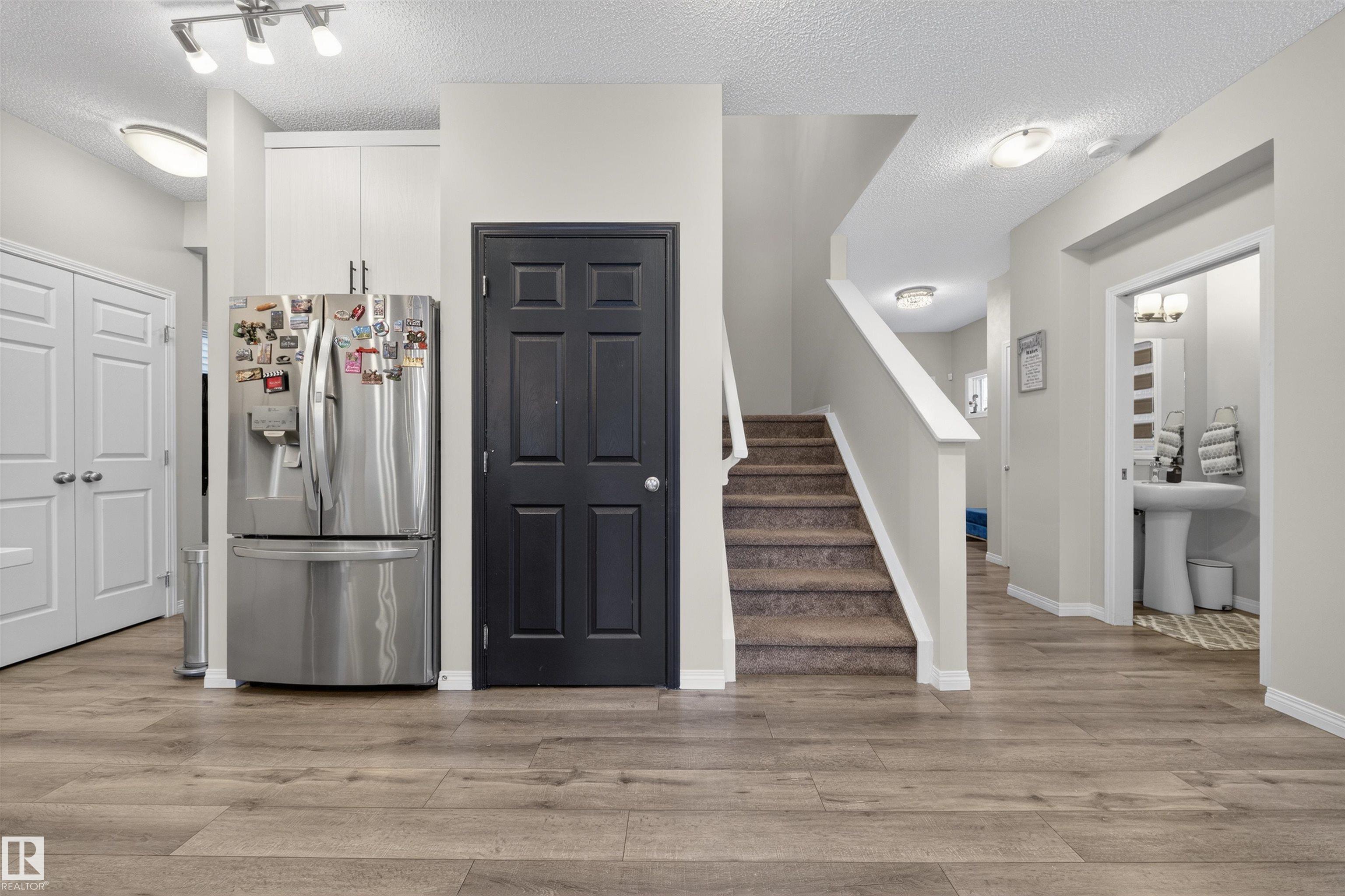 Photo 18 at 6085 King Landing SW, Keswick, Edmonton