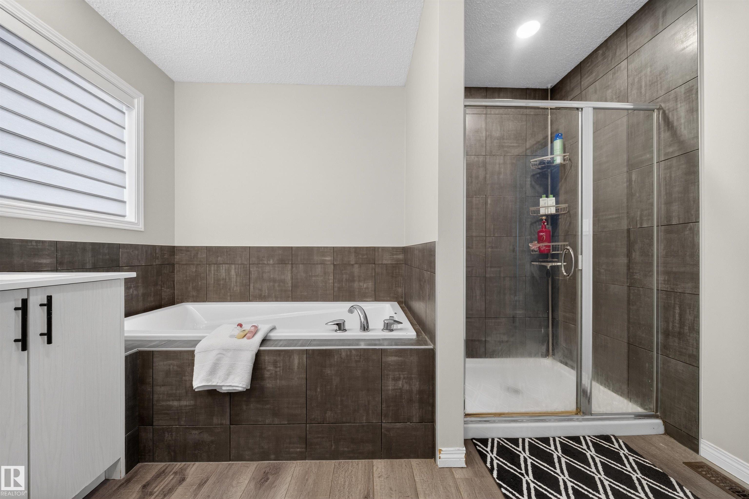 Photo 23 at 6085 King Landing SW, Keswick, Edmonton