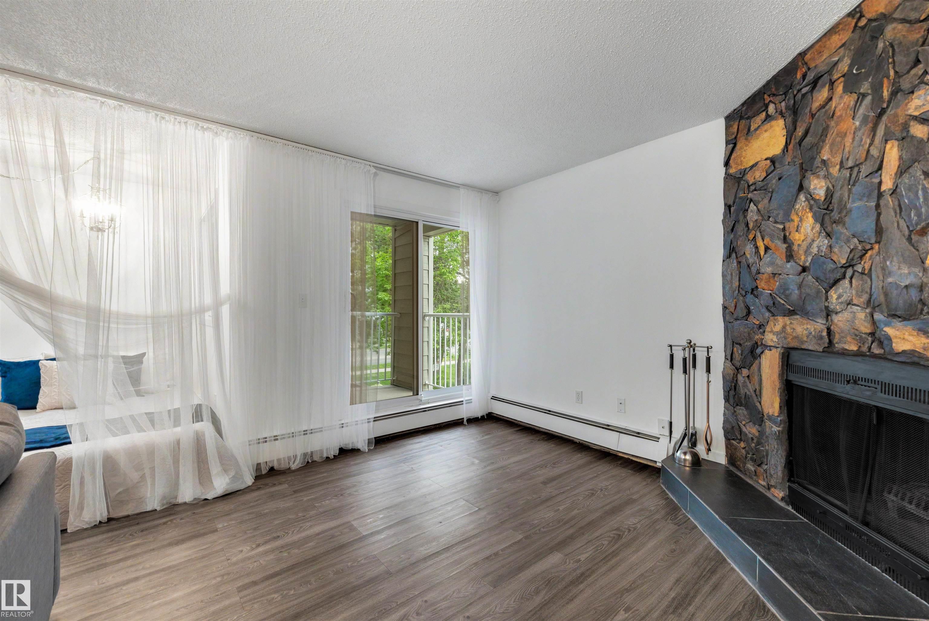 Photo 16 at 103 - 10138 116 Street NW, Wîhkwêntôwin, Edmonton