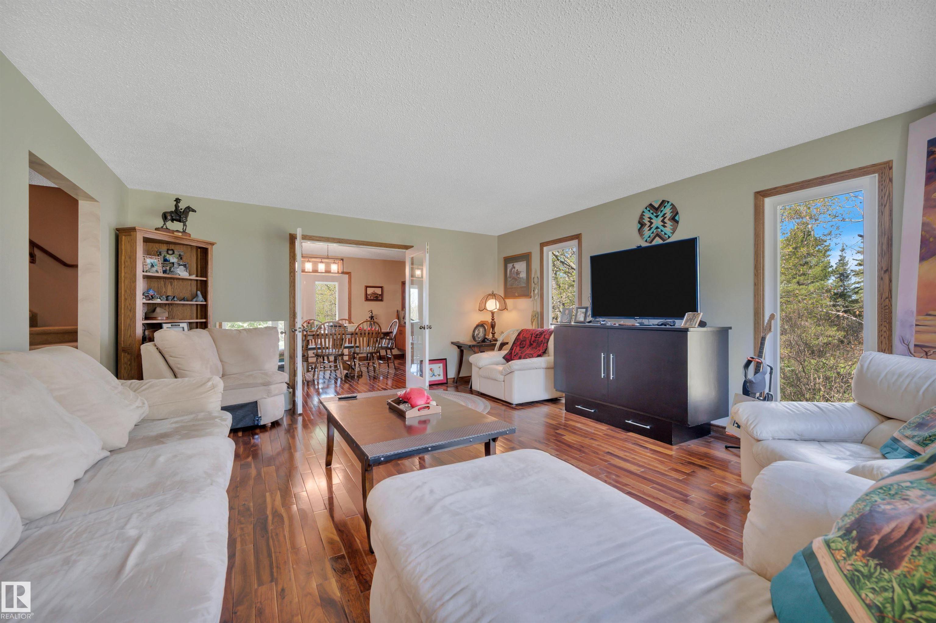 Photo 11 at 290 - 52312 Rge Road 225, Hillsdale, Rural Strathcona County