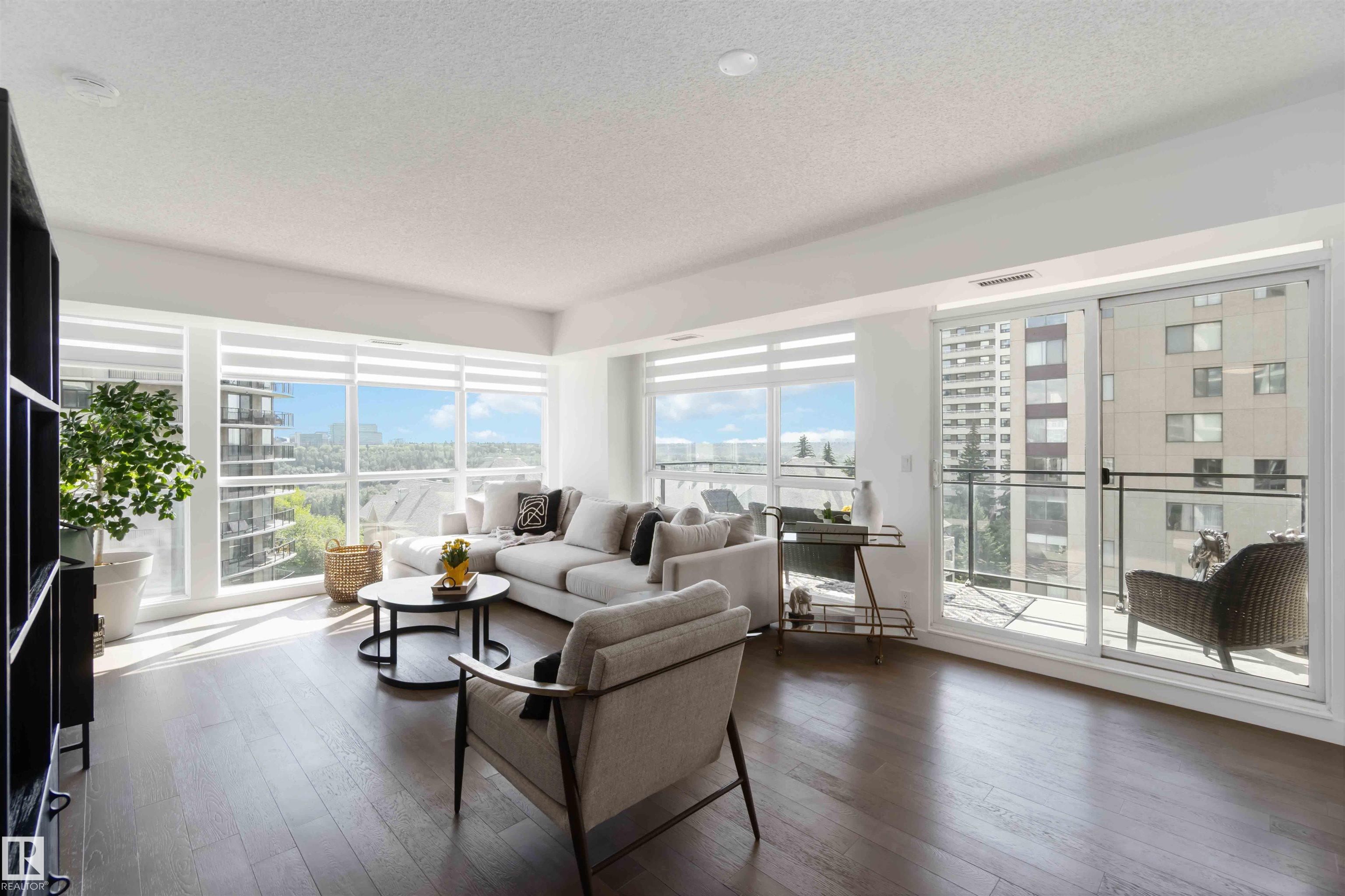 Photo 8 at 802 - 10046 117 Street NW, Wîhkwêntôwin, Edmonton