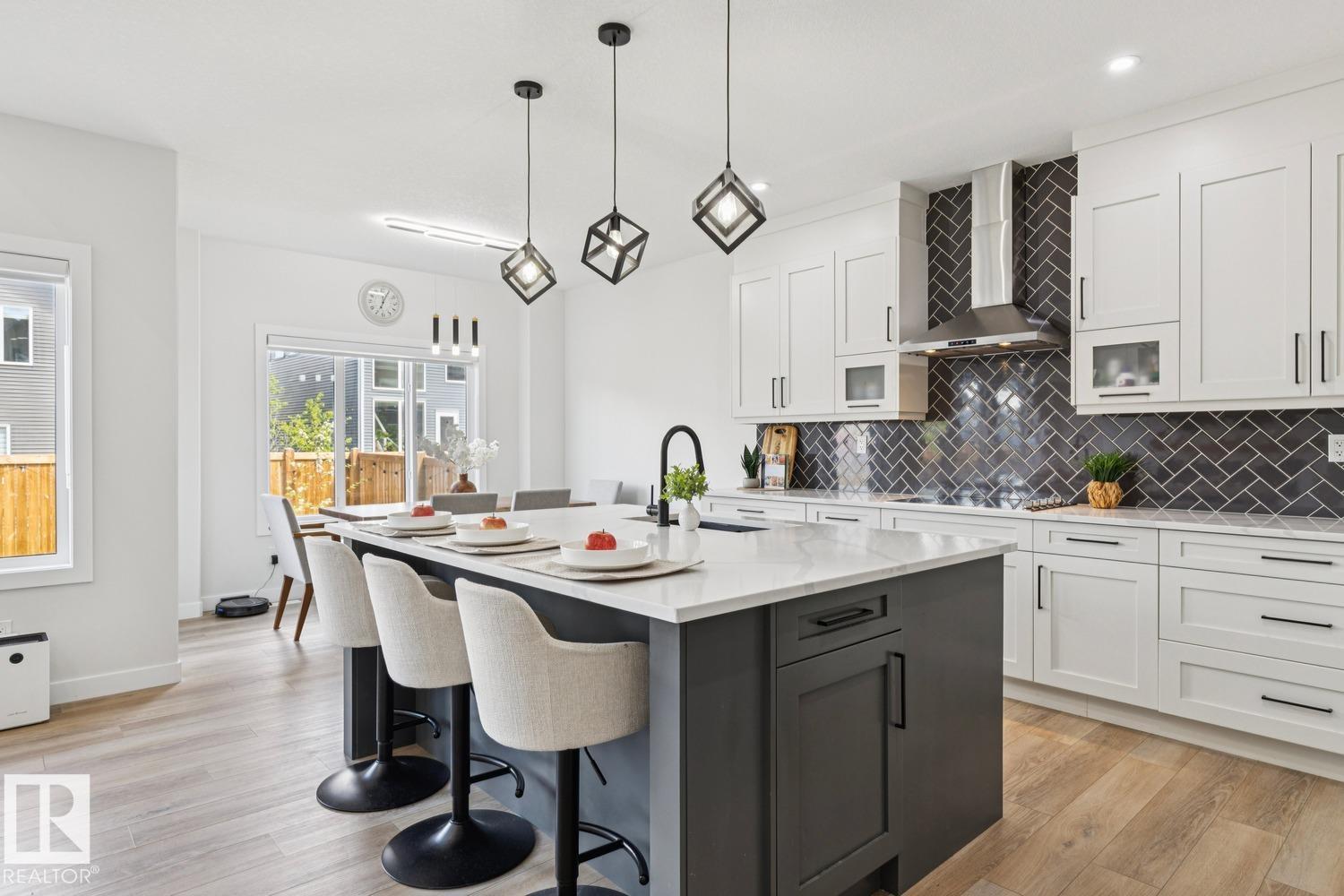 1622 Enright Way NW, Edgemont, Edmonton