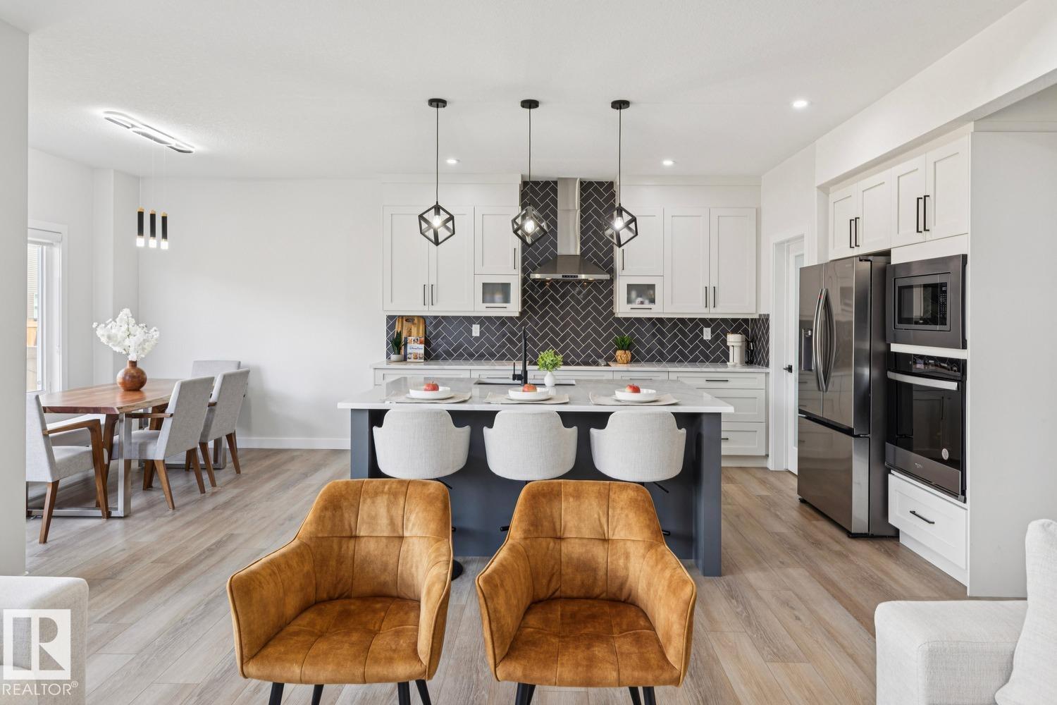 Photo 9 at 1622 Enright Way NW, Edgemont, Edmonton