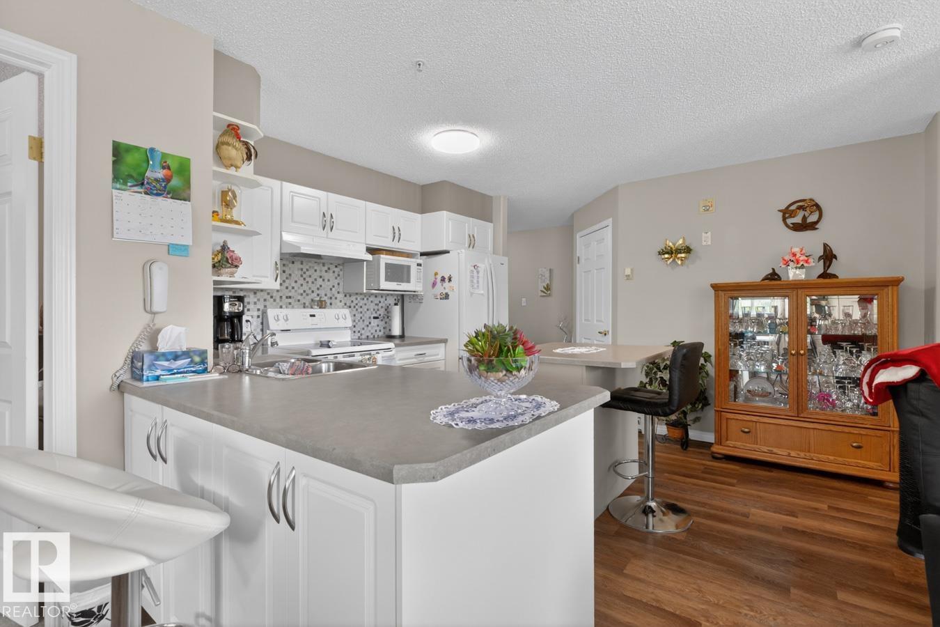 Photo 11 at 203 - 5102 49 Avenue, Linsford Park, Leduc