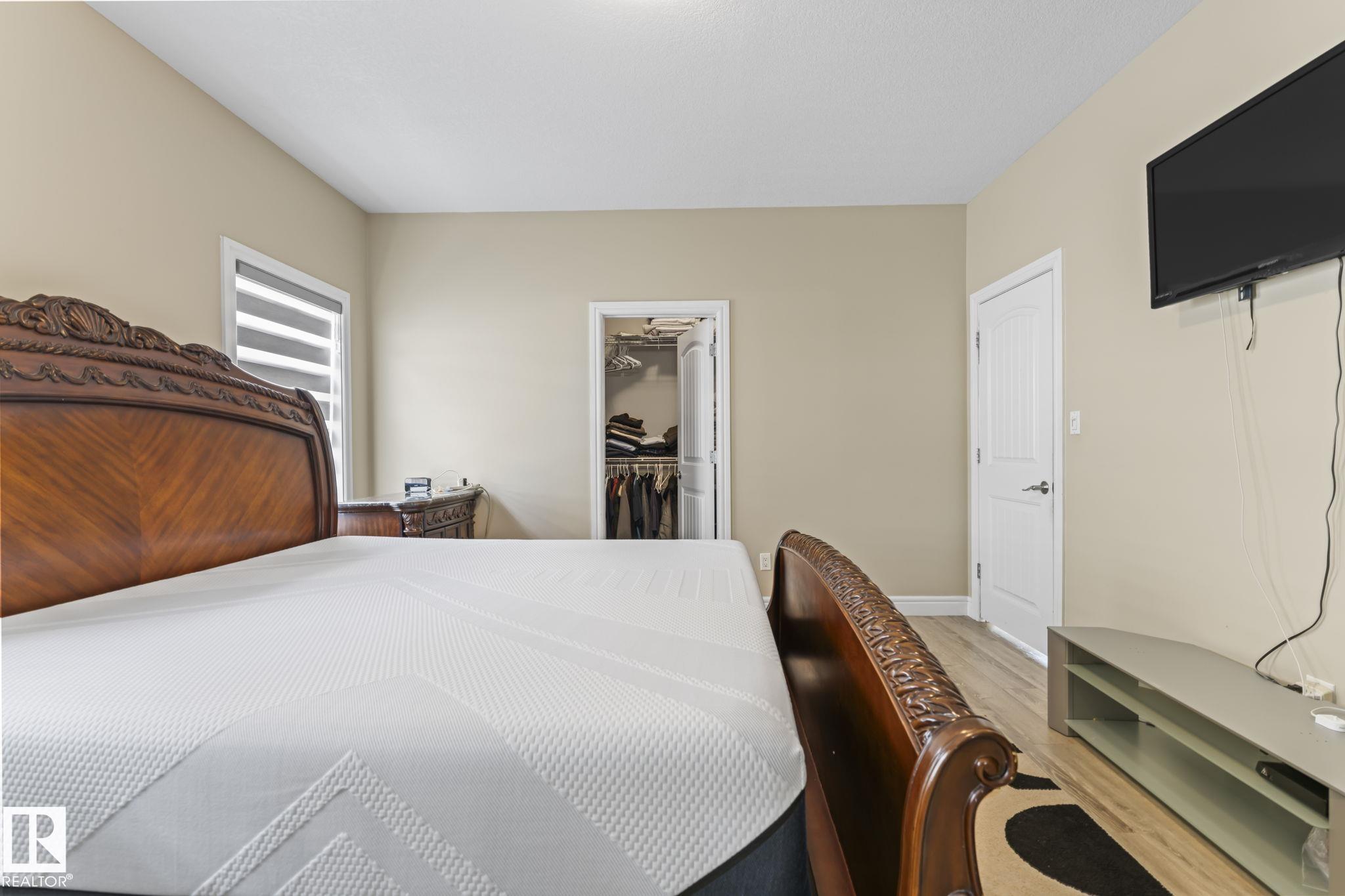 Photo 27 at 1033 Chahley Lane NW, Cameron Heights, Edmonton
