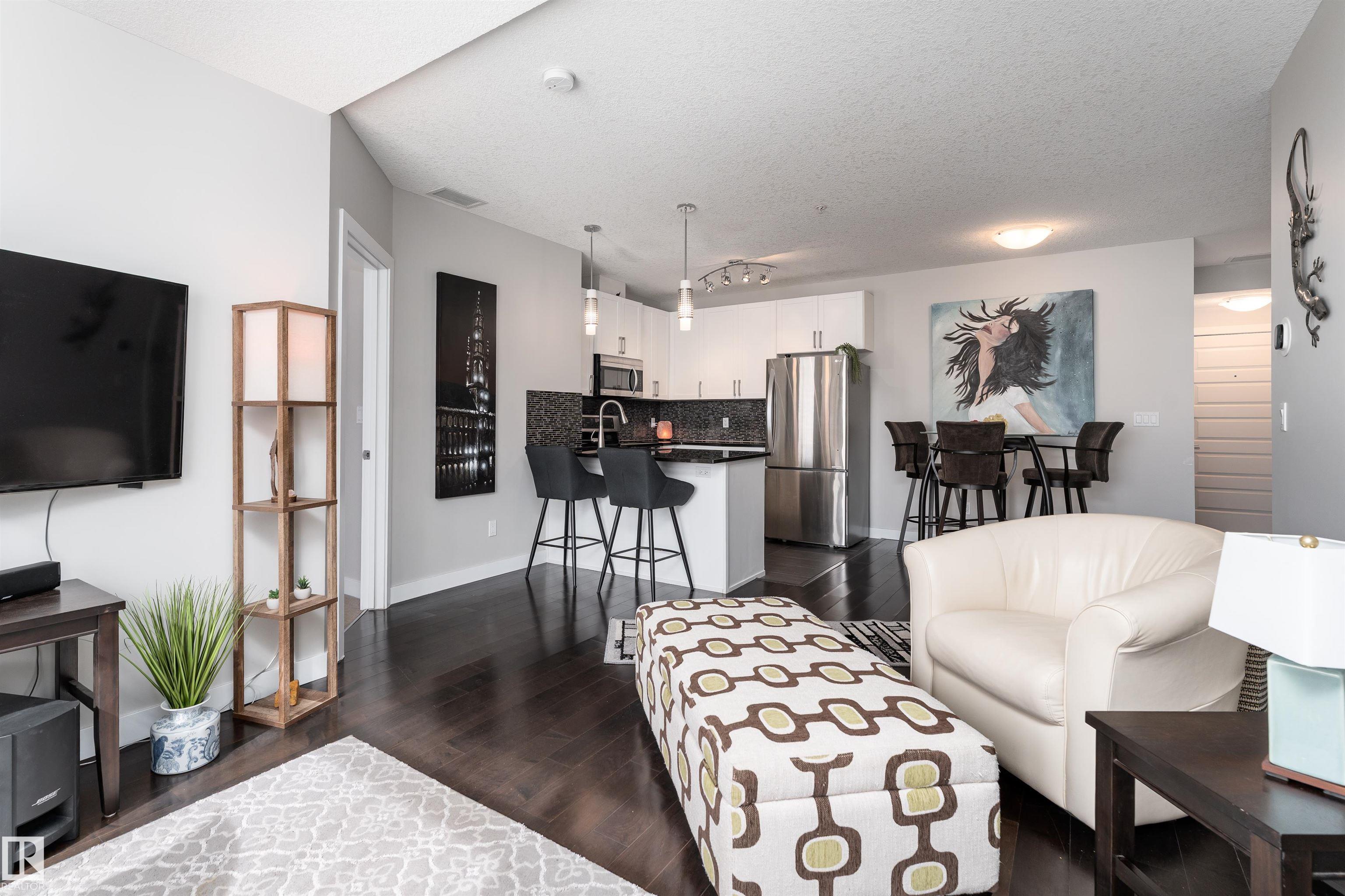 224 5151 WINDERMERE Boulevard, Edmonton, AB T6W 2K4