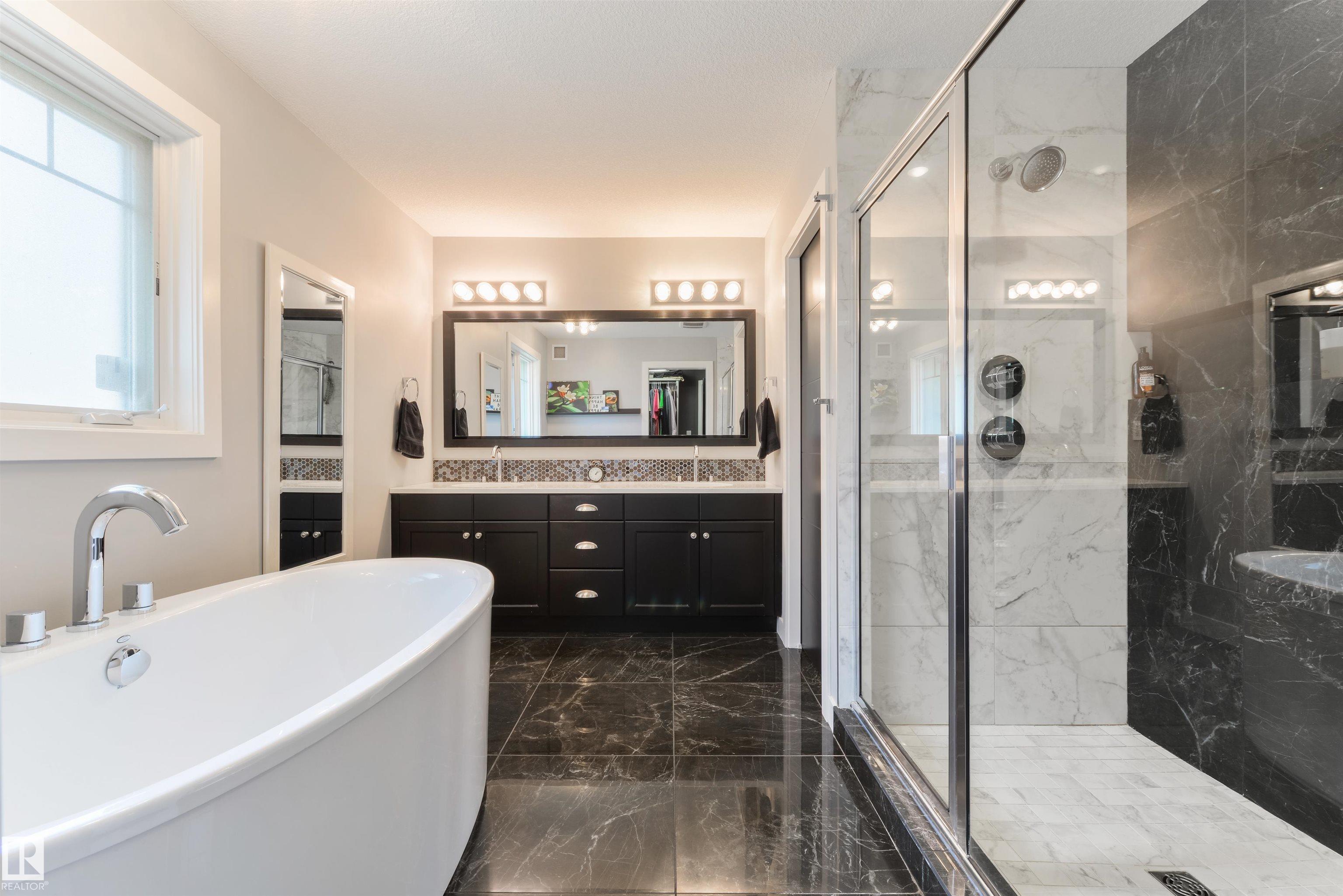 Photo 27 at 3904 Kennedy Crescent SW, Keswick, Edmonton