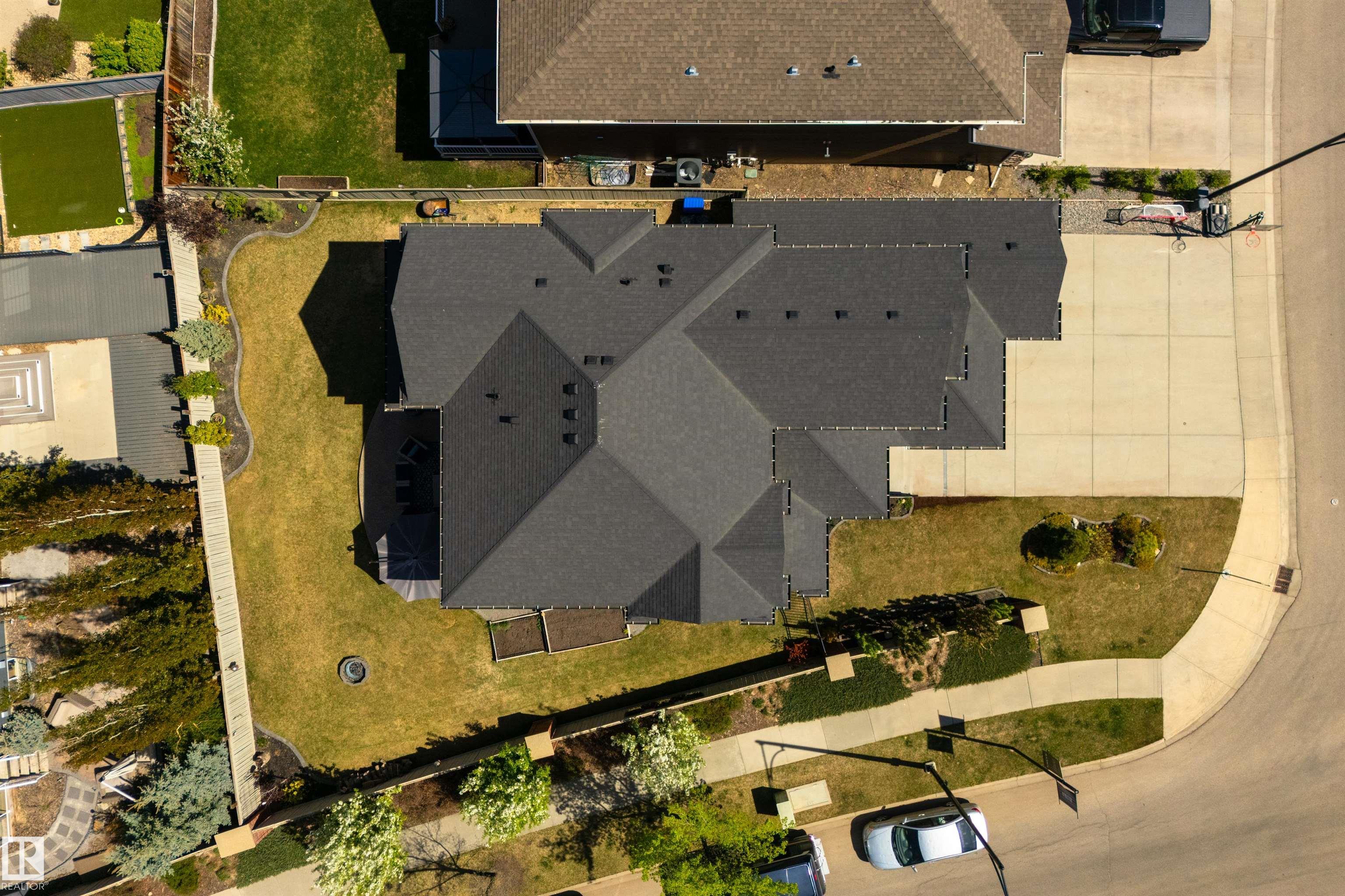 Photo 40 at 3904 Kennedy Crescent SW, Keswick, Edmonton