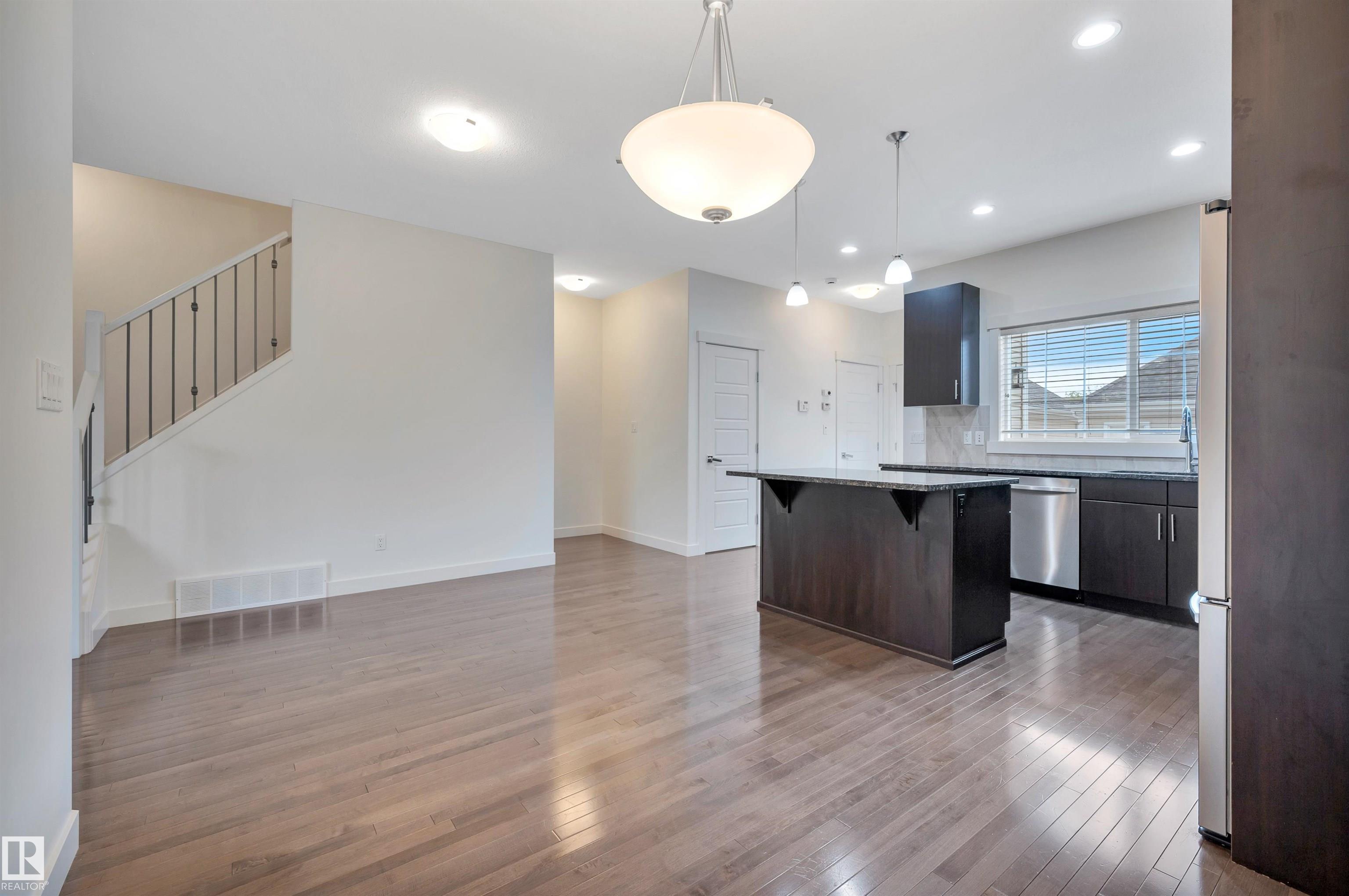 Photo 10 at 908 Valour Way NW, Griesbach, Edmonton