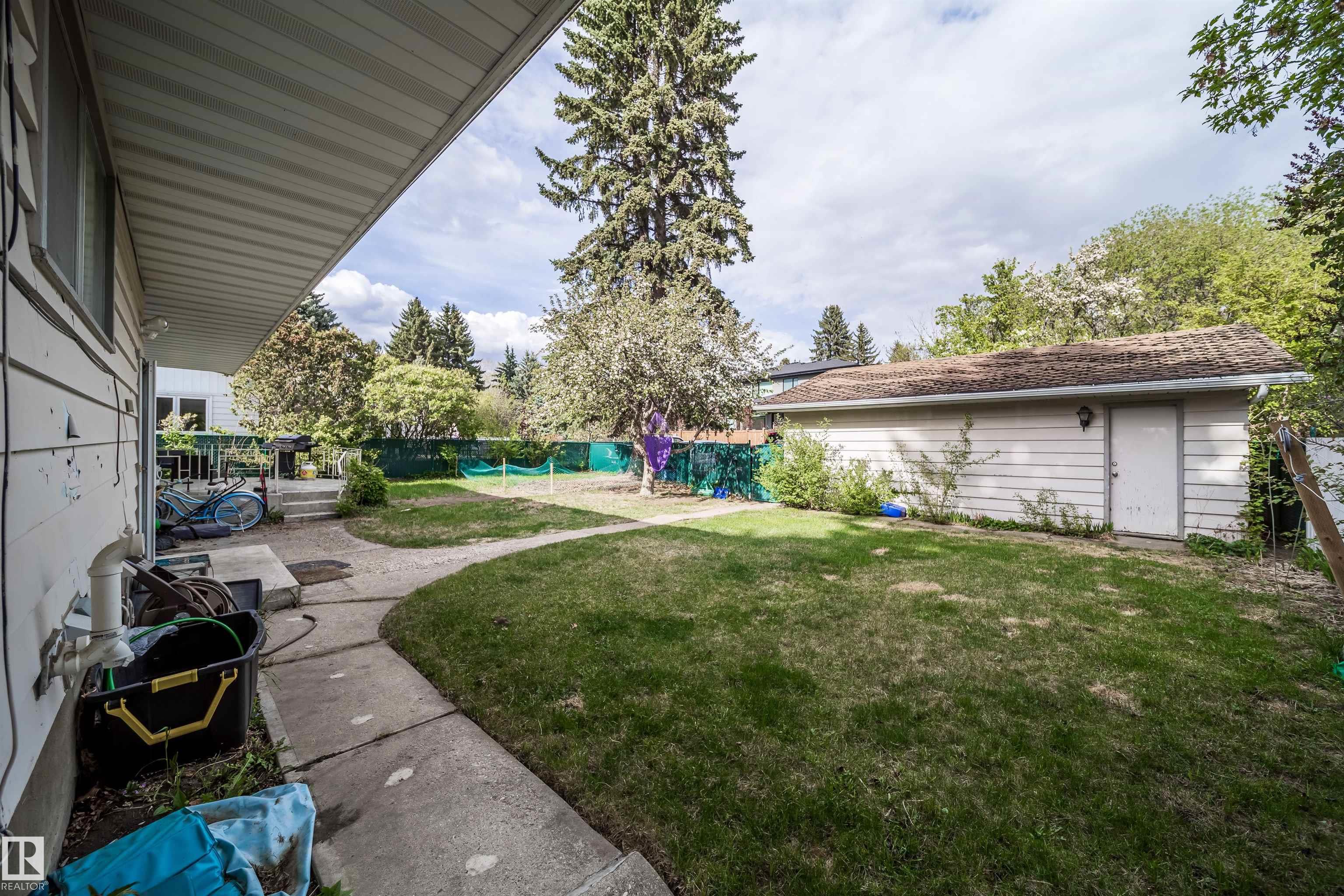 Photo 11 at 6403 132 Street NW, Grandview Heights, Edmonton