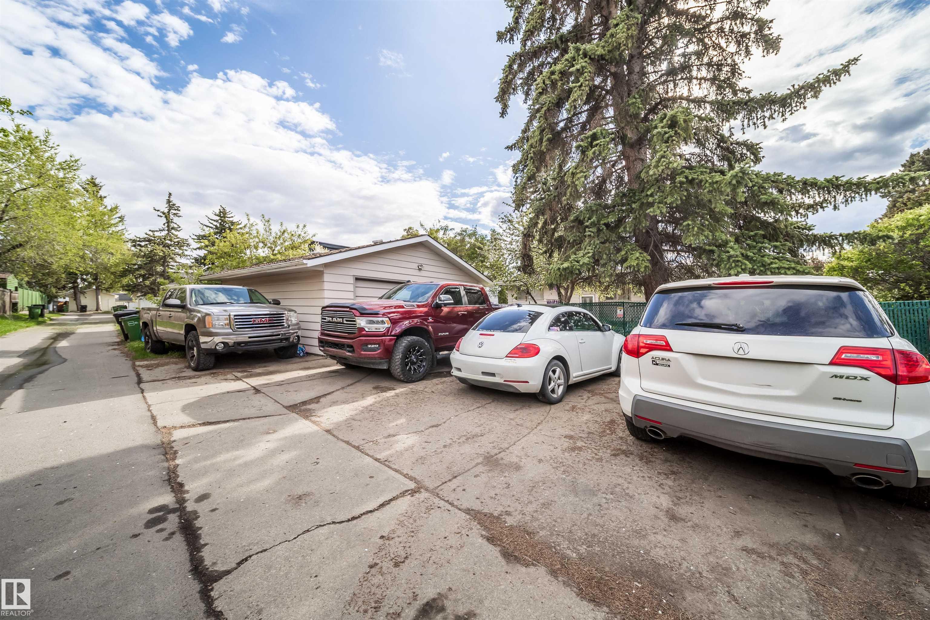 Photo 18 at 6403 132 Street NW, Grandview Heights, Edmonton