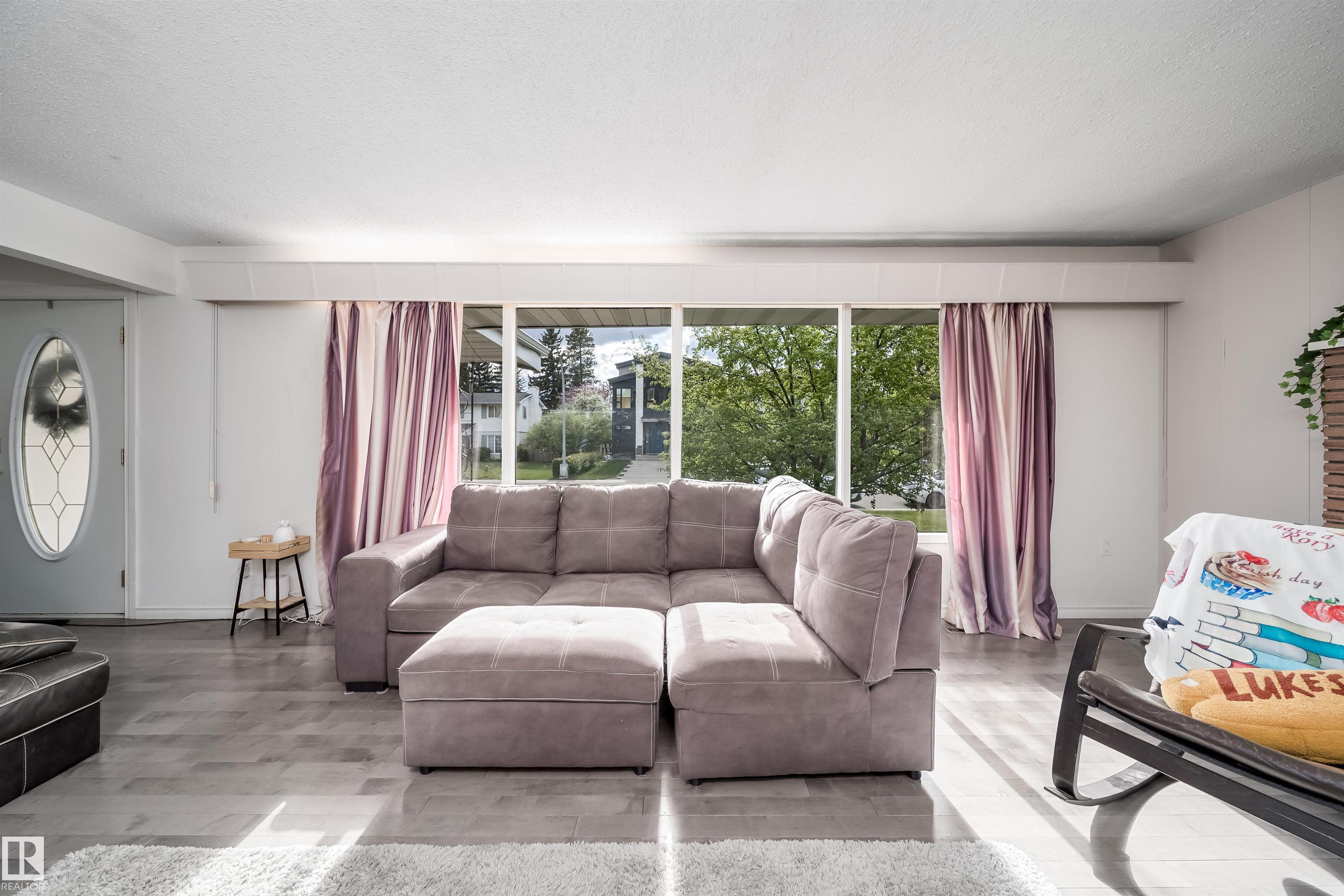 Photo 23 at 6403 132 Street NW, Grandview Heights, Edmonton