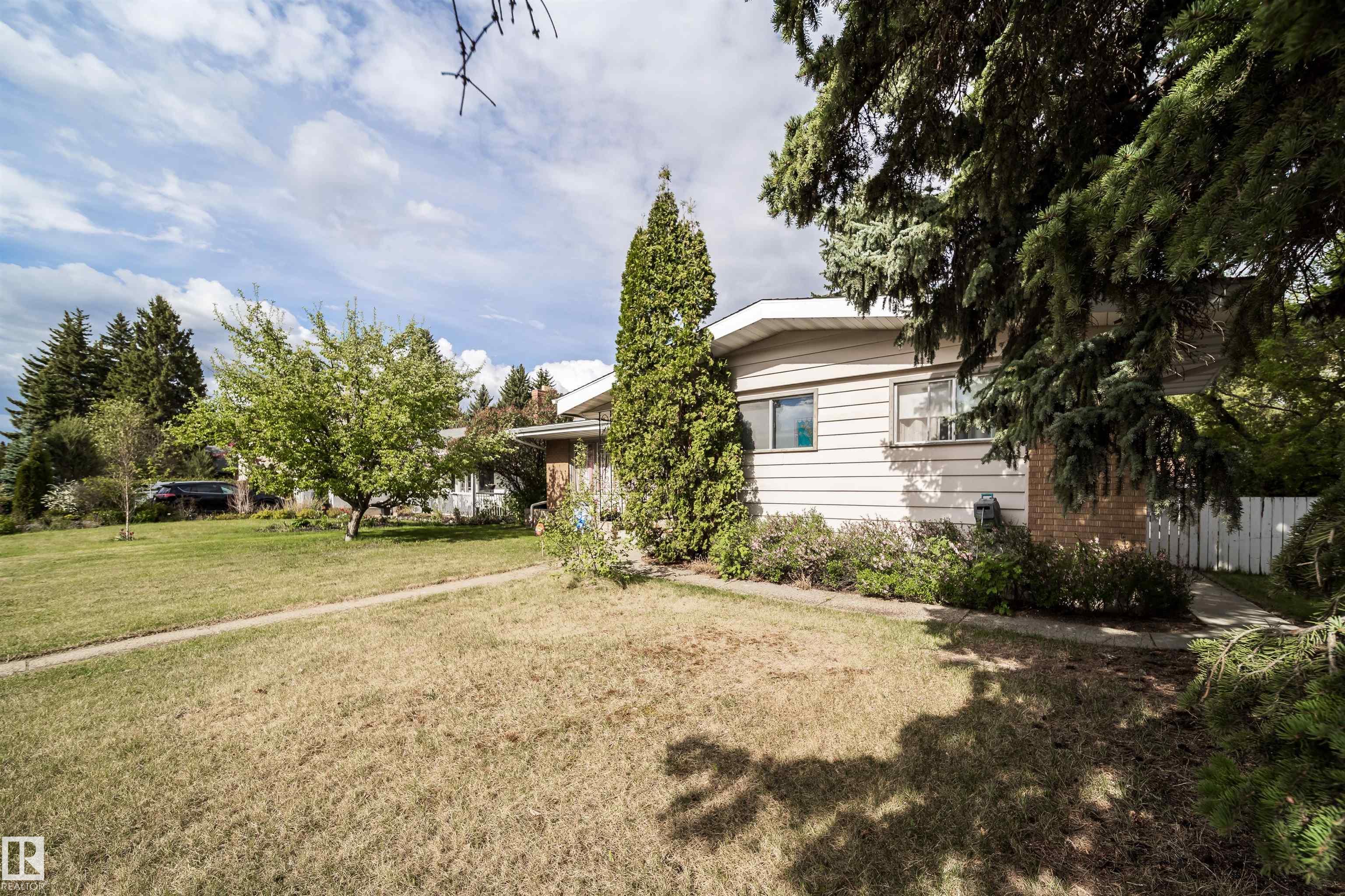 Photo 9 at 6403 132 Street NW, Grandview Heights, Edmonton