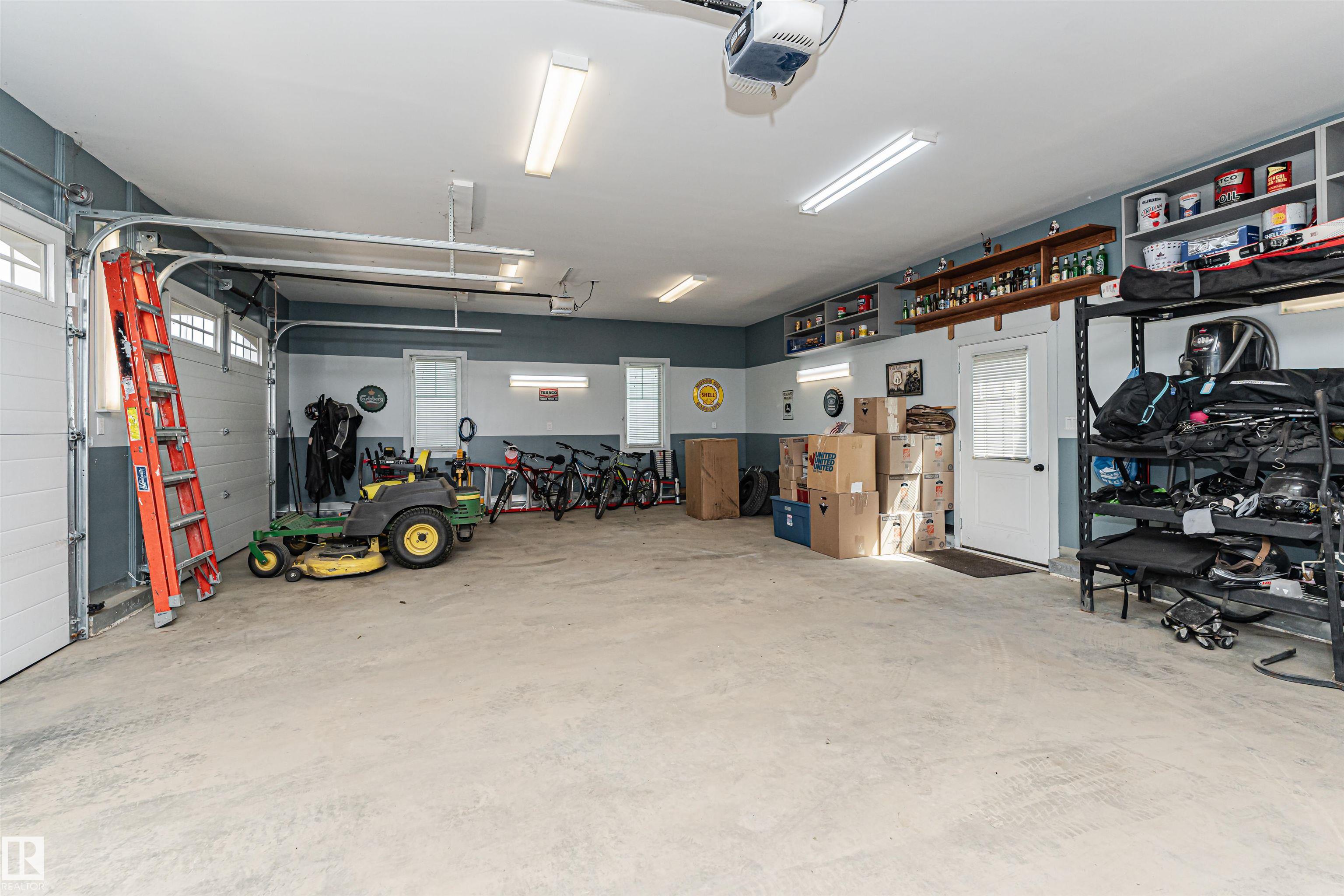Photo 54 at 55404 Rr 245, None, Rural Sturgeon County