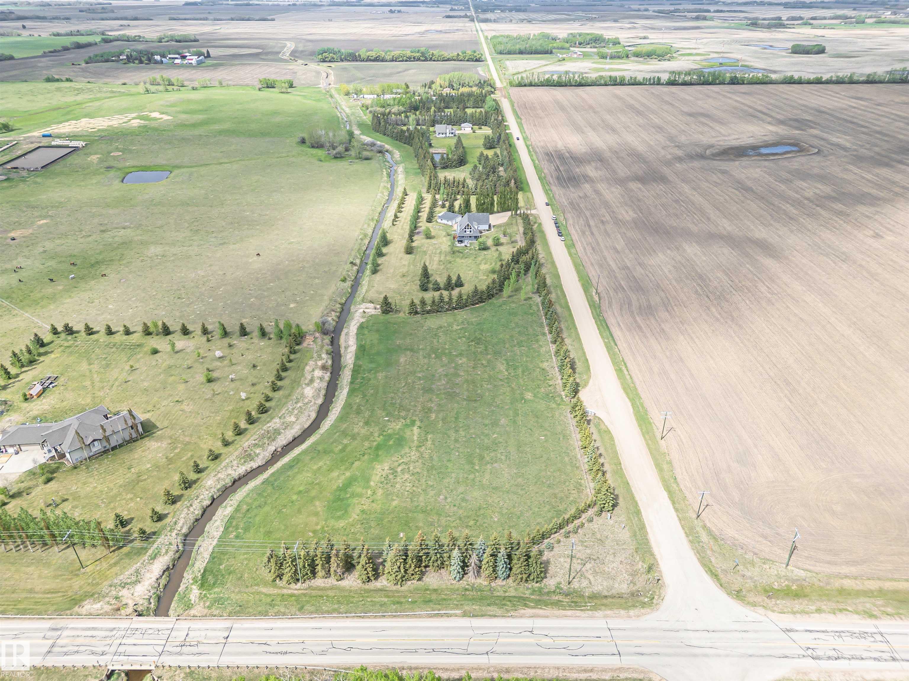 Photo 65 at 55404 Rr 245, None, Rural Sturgeon County