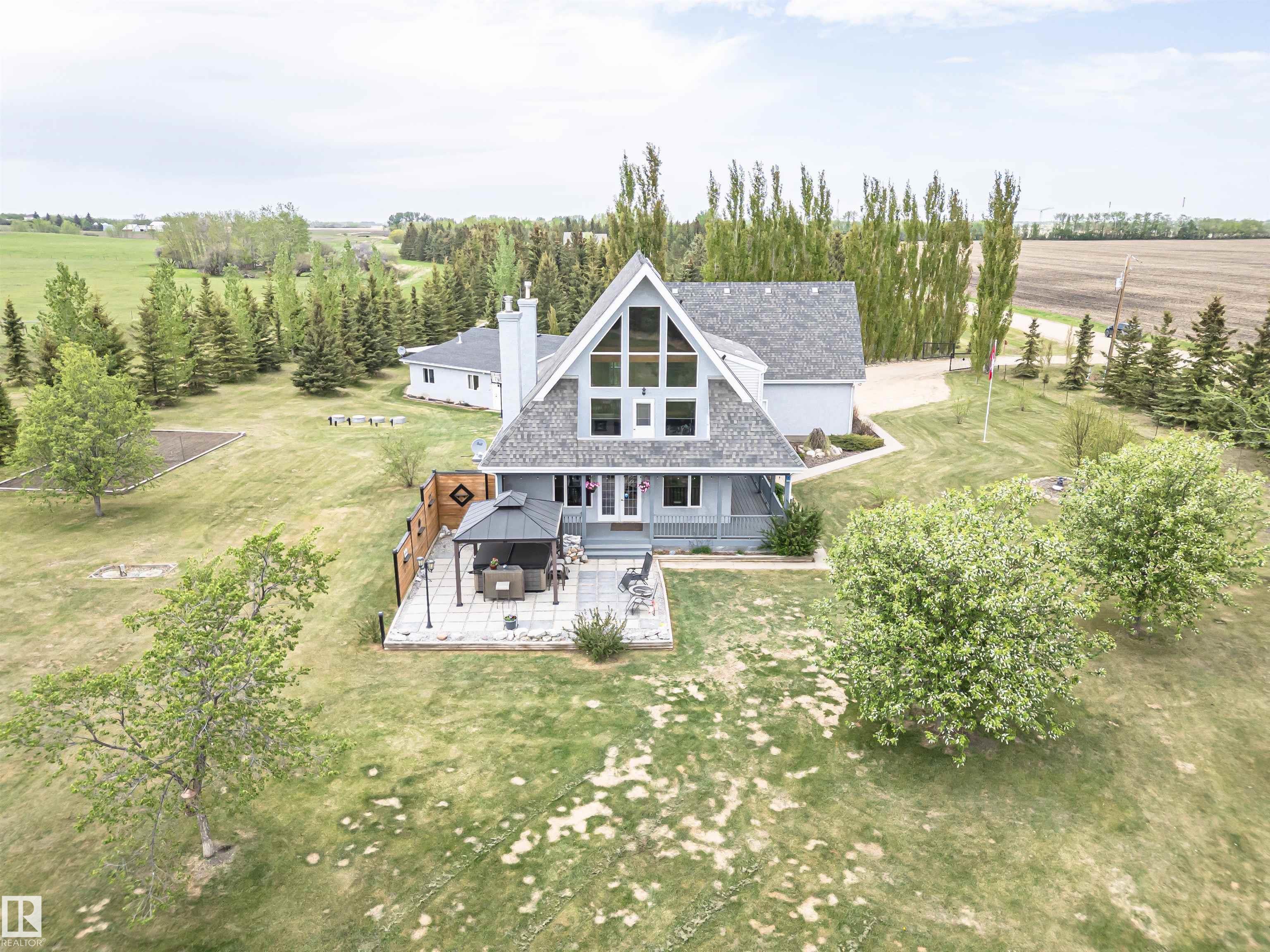 Photo 67 at 55404 Rr 245, None, Rural Sturgeon County