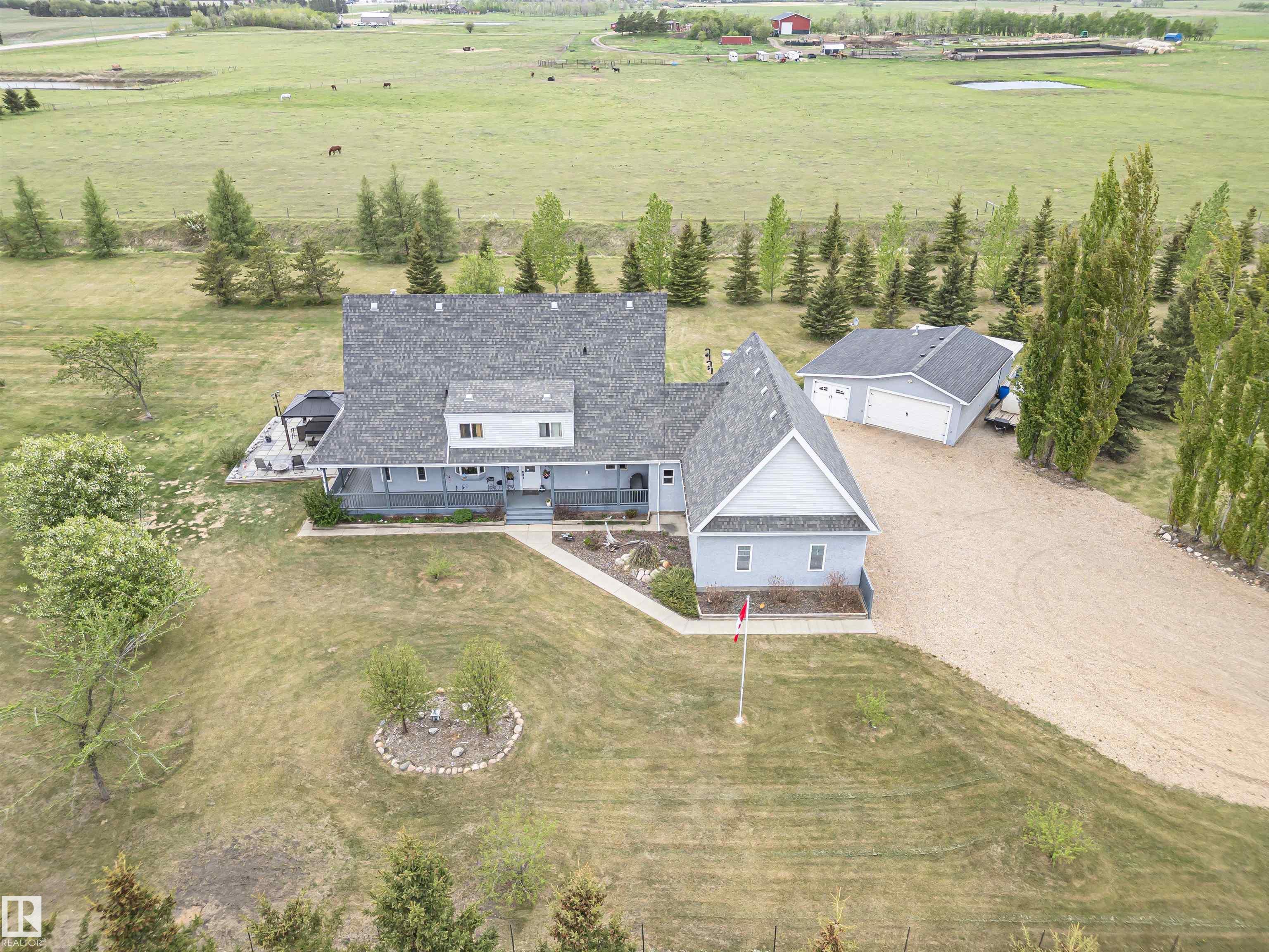 Photo 70 at 55404 Rr 245, None, Rural Sturgeon County