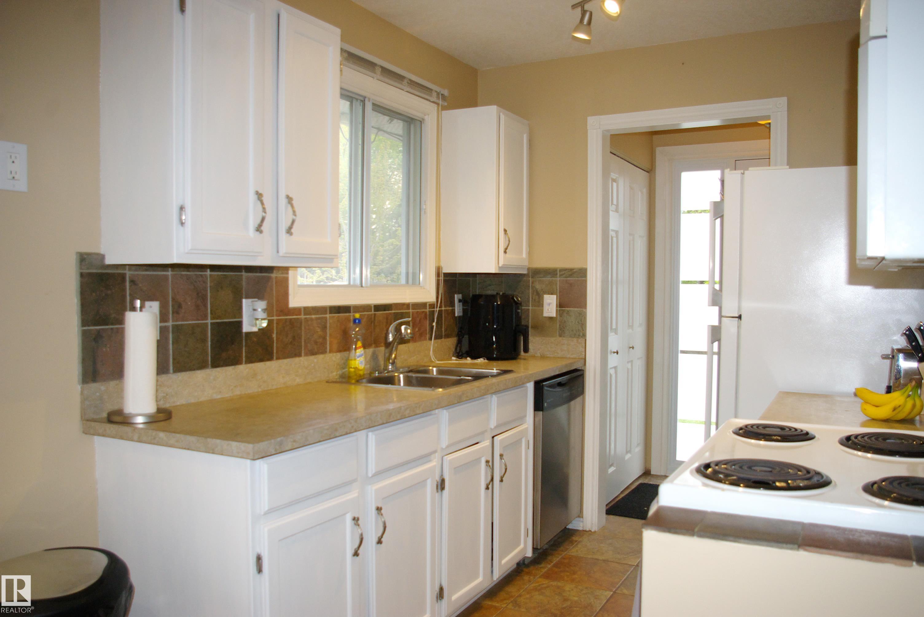 Photo 9 at 45 Walden Crescent, Woodlands, St. Albert