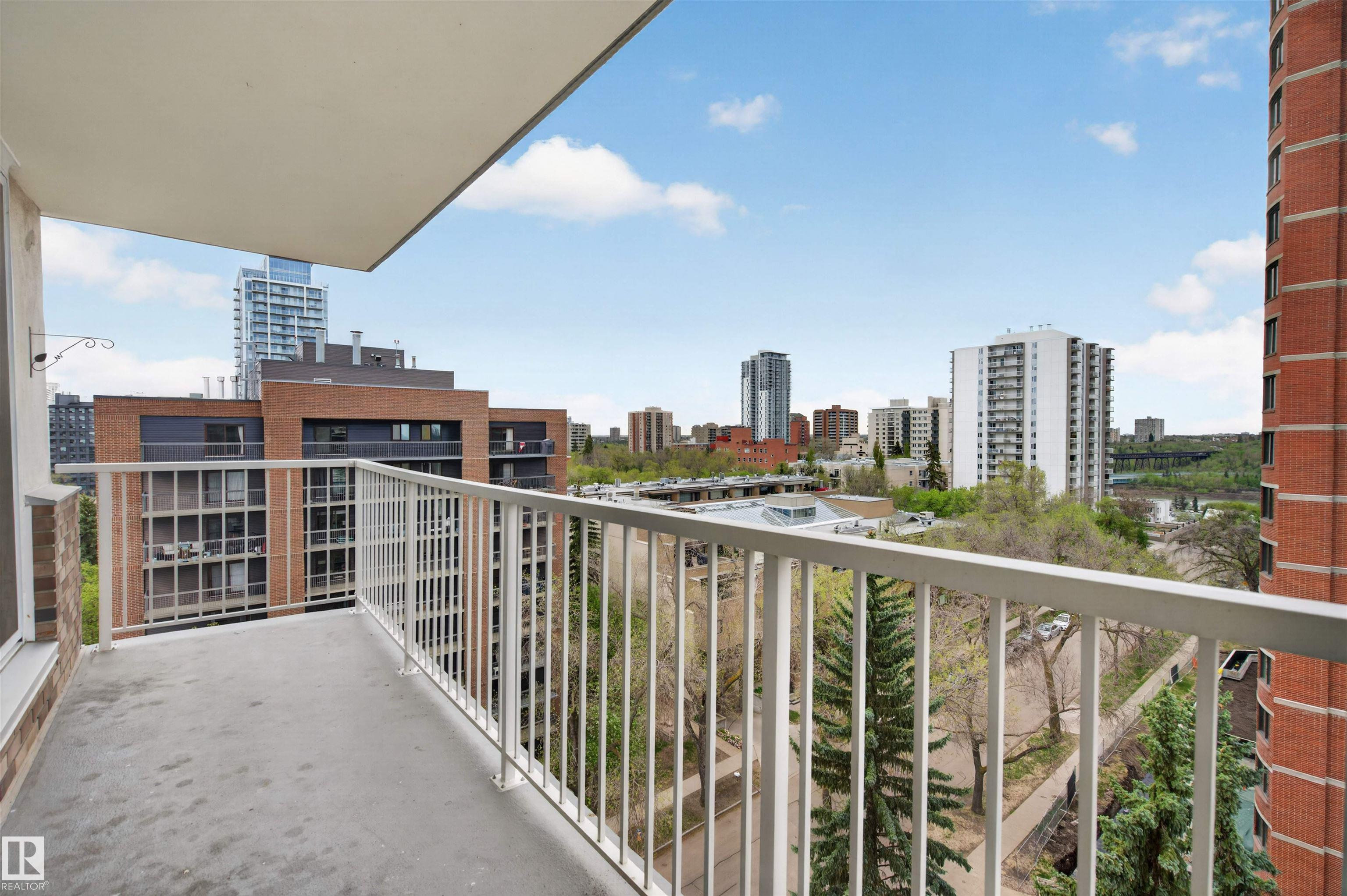 Photo 20 at 1007 - 9930 113 Street NW, Wîhkwêntôwin, Edmonton