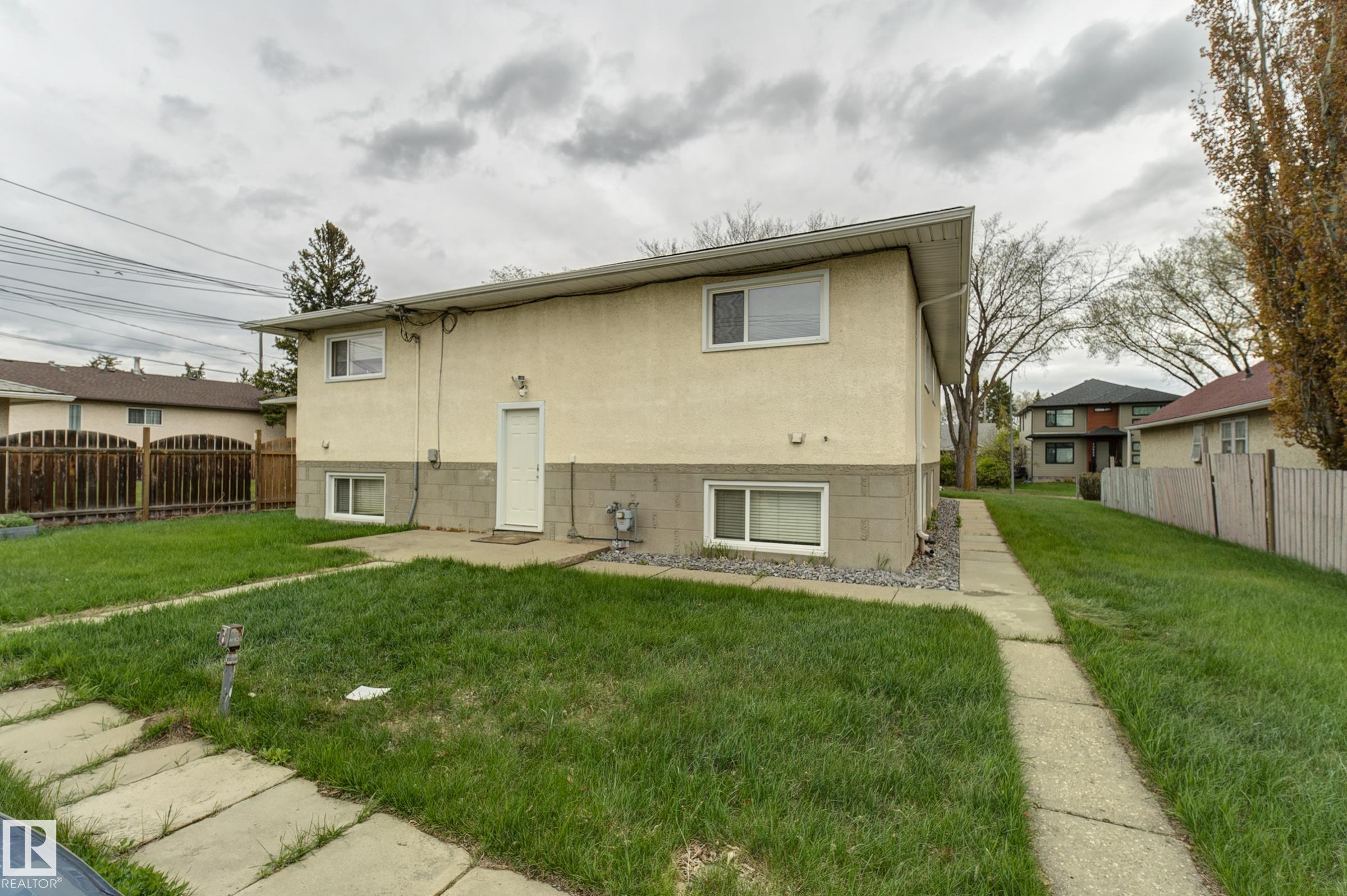Photo 14 at 10524 78 Street NW, Forest Heights, Edmonton