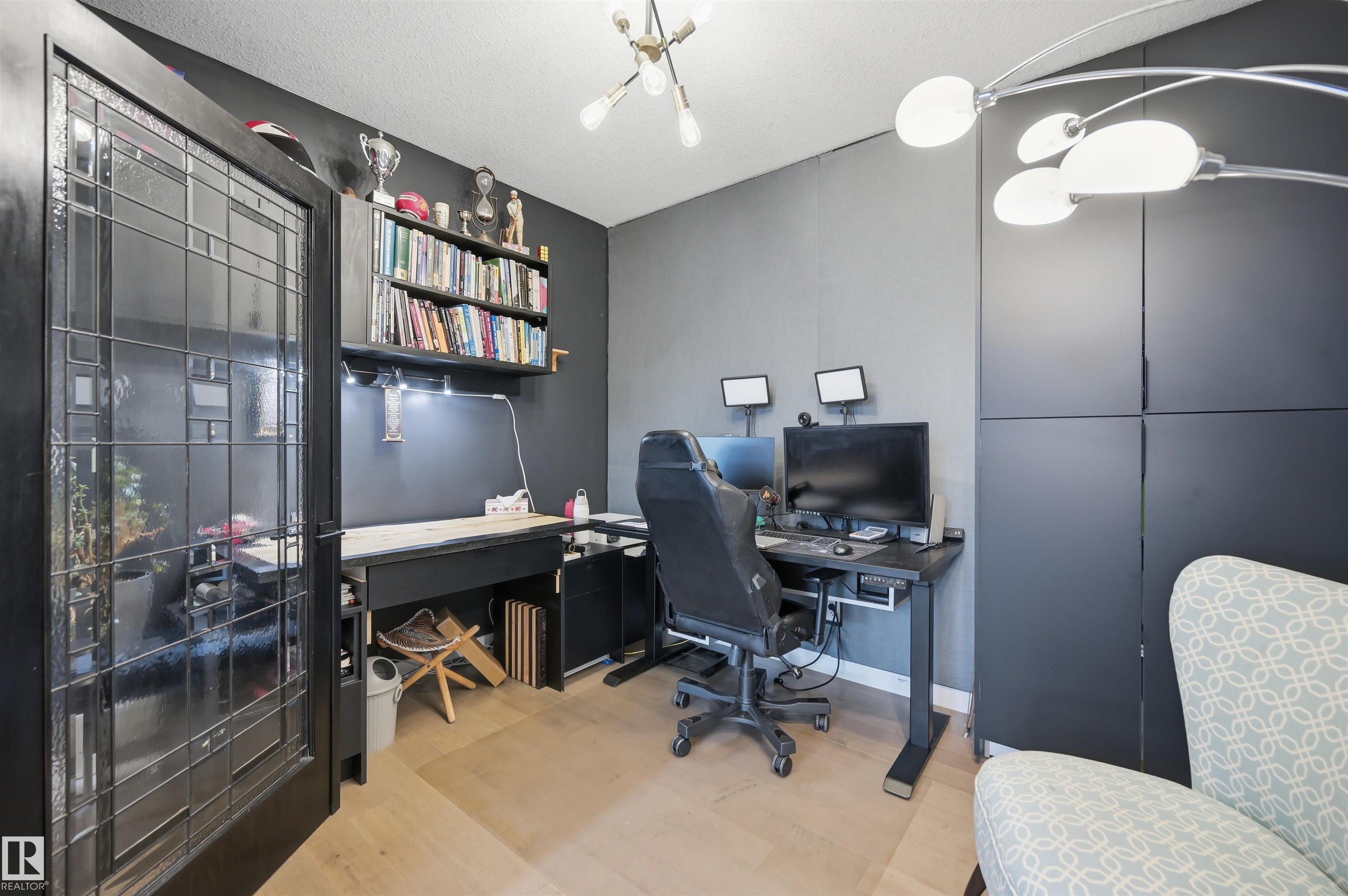 Photo 18 at 6615 Knox Place SW, Keswick, Edmonton