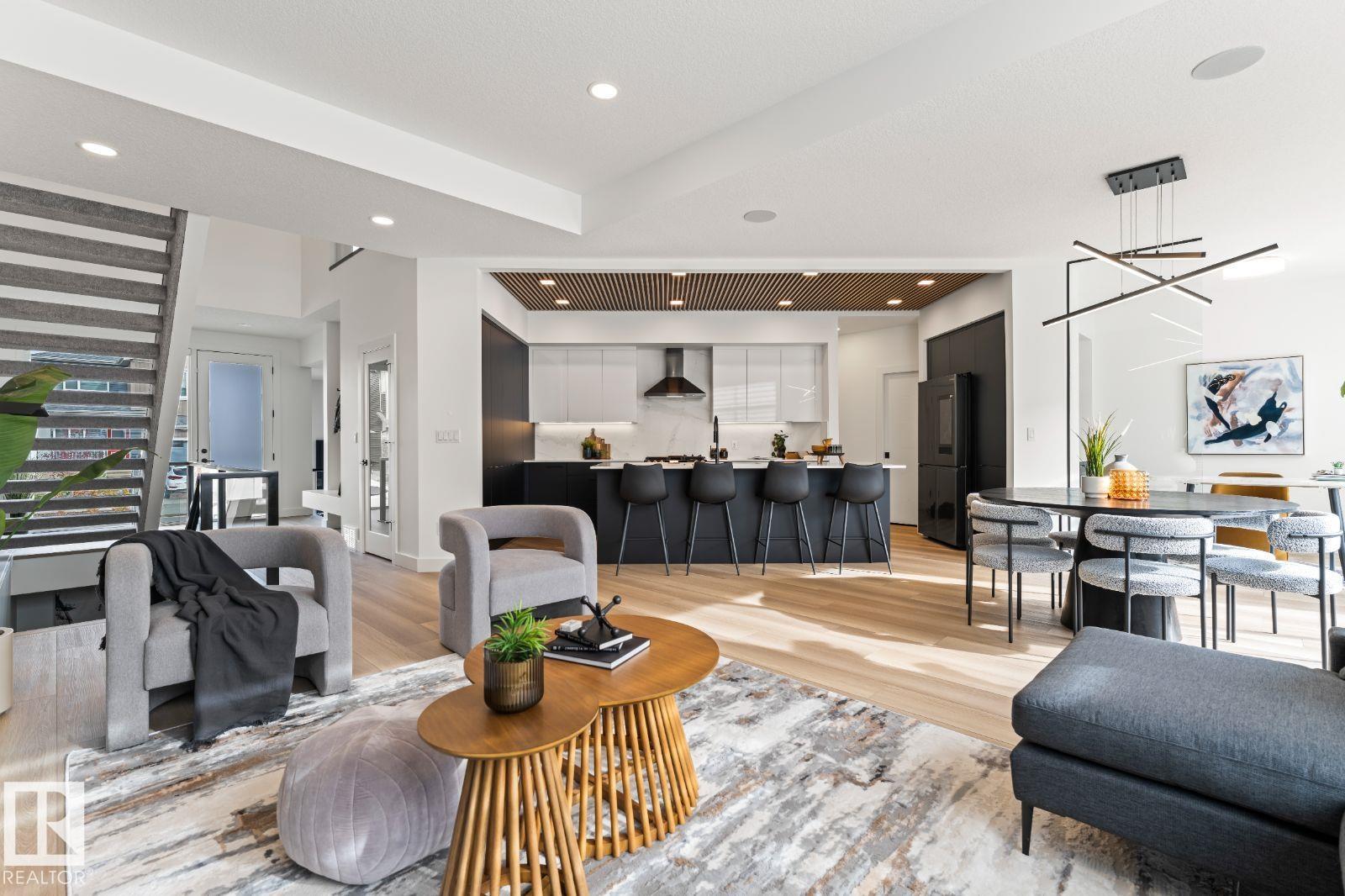 6237 King Vista SW, Keswick, Edmonton