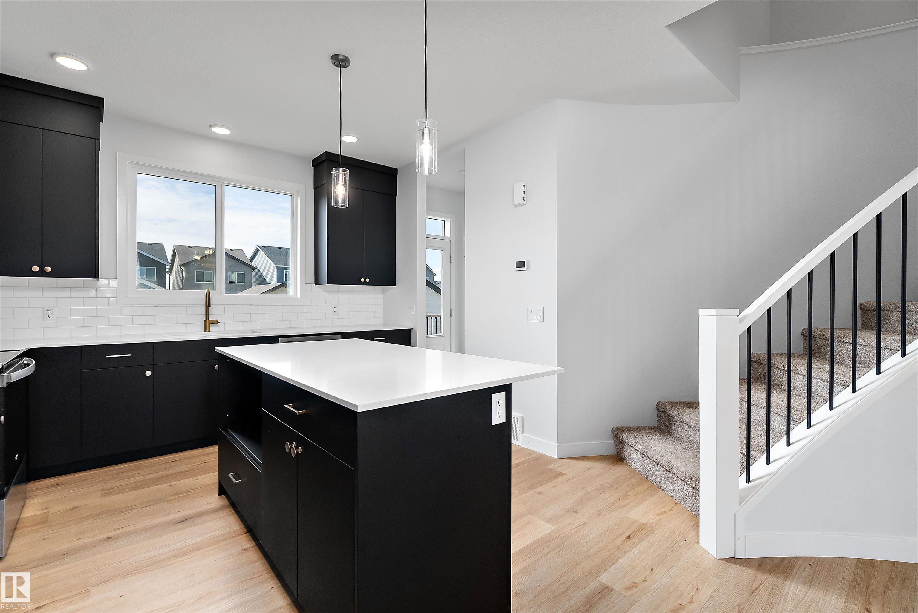 Photo 12 at 5275 Edgemont Boulevard NW, Edgemont, Edmonton