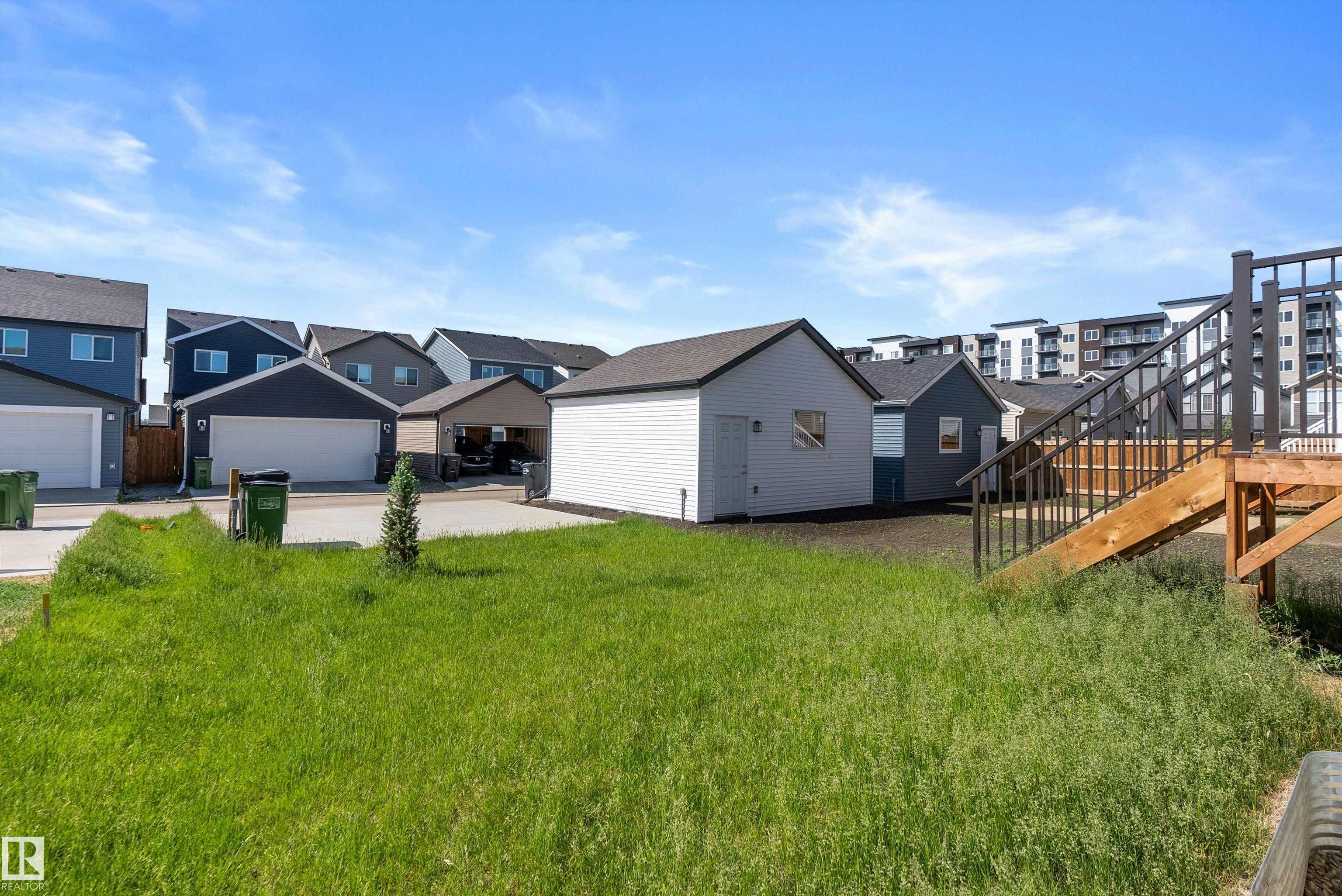 https://zimg.paragon.ice.com/ParagonImages/Property/PM/RAE/225403120/56/0/0/74c7f18d72df4cff1feffdfdbd97c5a9/1/a5ee453b8cd1132adae487e226276d7e/225403120-a940485d-8293-4d4b-8e6a-5c089da50092.JPG