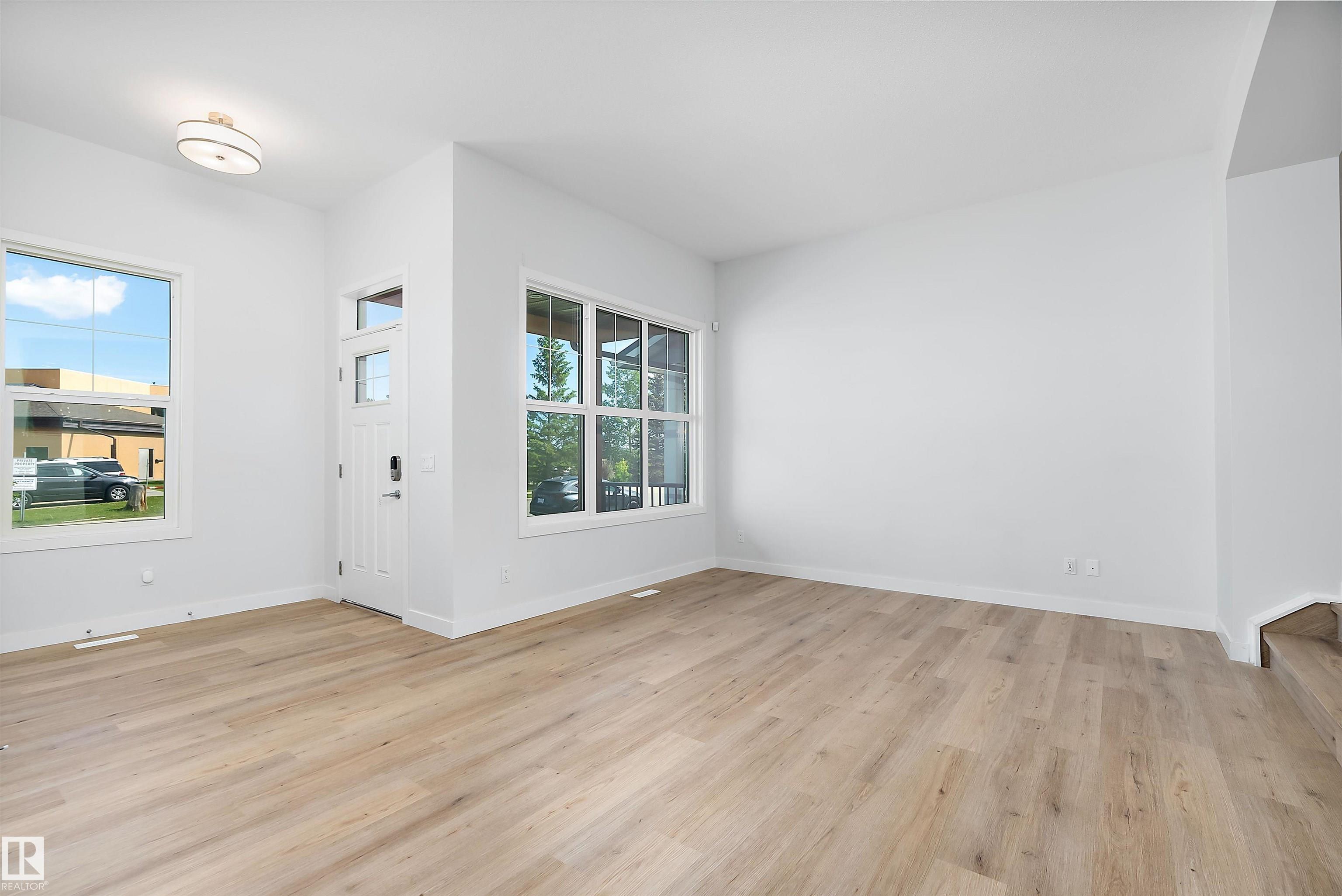 https://zimg.paragon.ice.com/ParagonImages/Property/PM/RAE/225403120/9/0/0/ac0c3c29a61aa1d9e06a622b13acb0f4/1/a5ee453b8cd1132adae487e226276d7e/225403120-0633ba2c-308e-4a54-8f84-cd580c169762.JPG