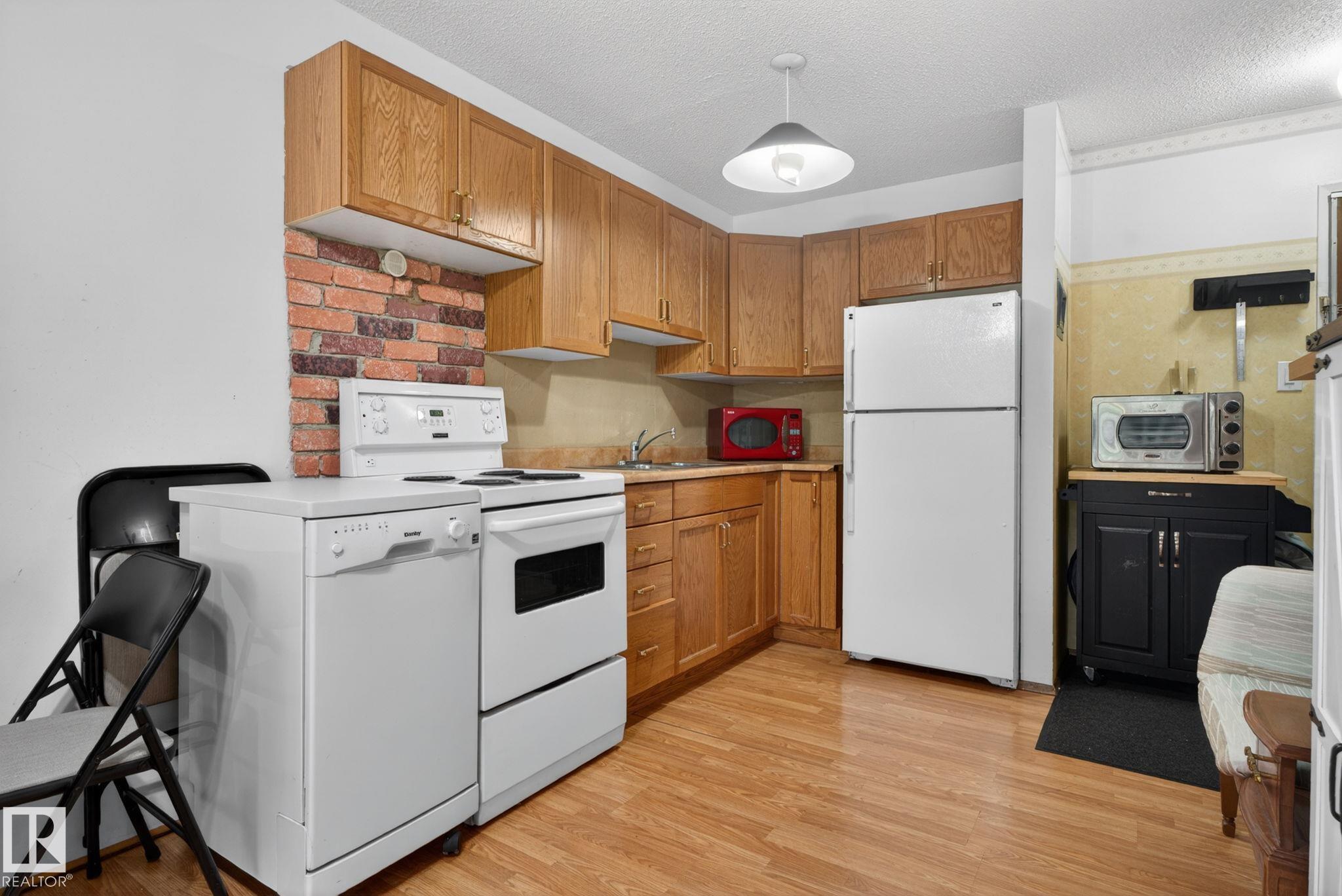 204 - 12404 114 Avenue NW, Inglewood, Edmonton
