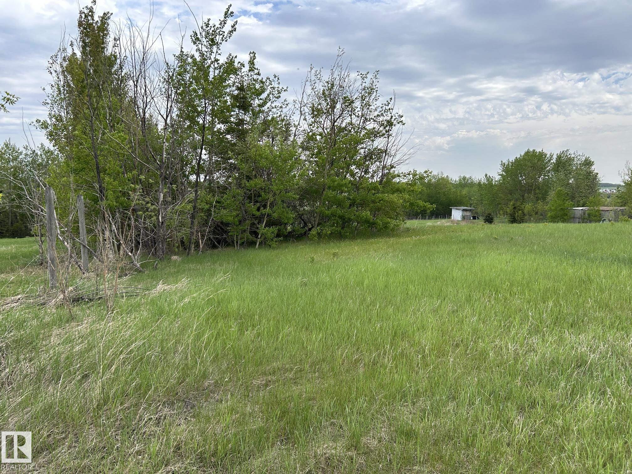 Photo 16 at 21&23 - 57517 Lily Lake Road, Brookhollow, Rural Sturgeon County