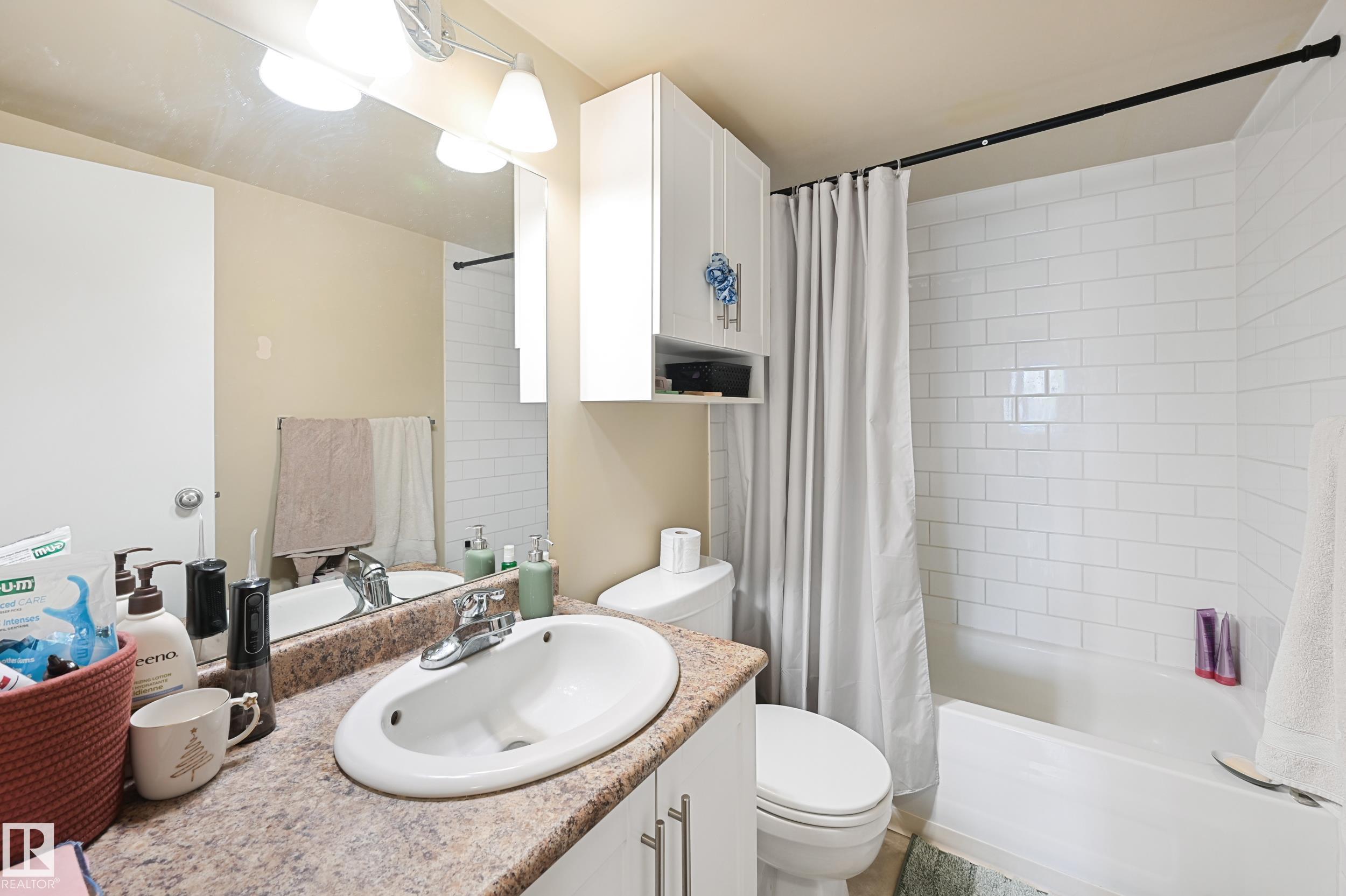 Photo 9 at 901 - 9710 105 Street NW, Downtown, Edmonton