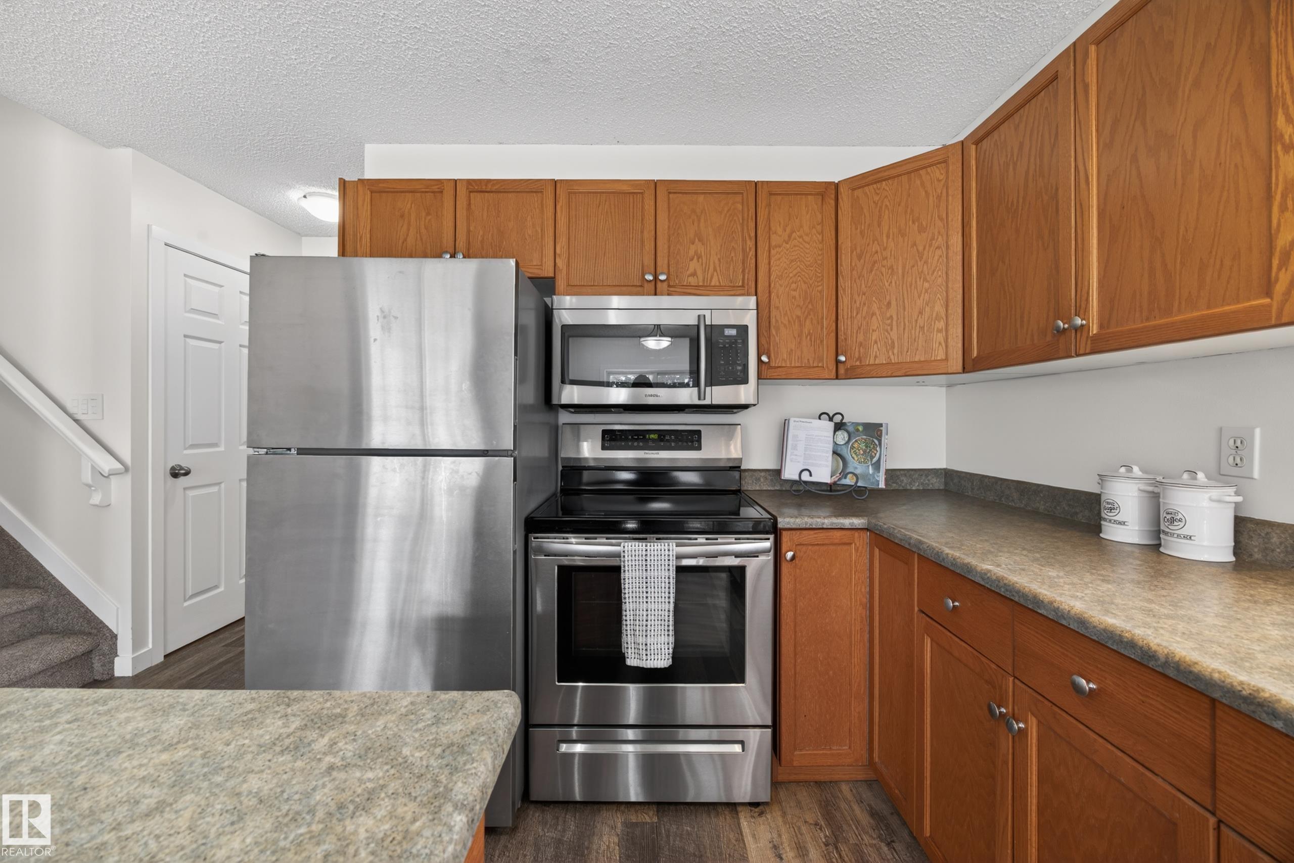 Photo 12 at 39 - 4020 21 Street NW, Larkspur, Edmonton