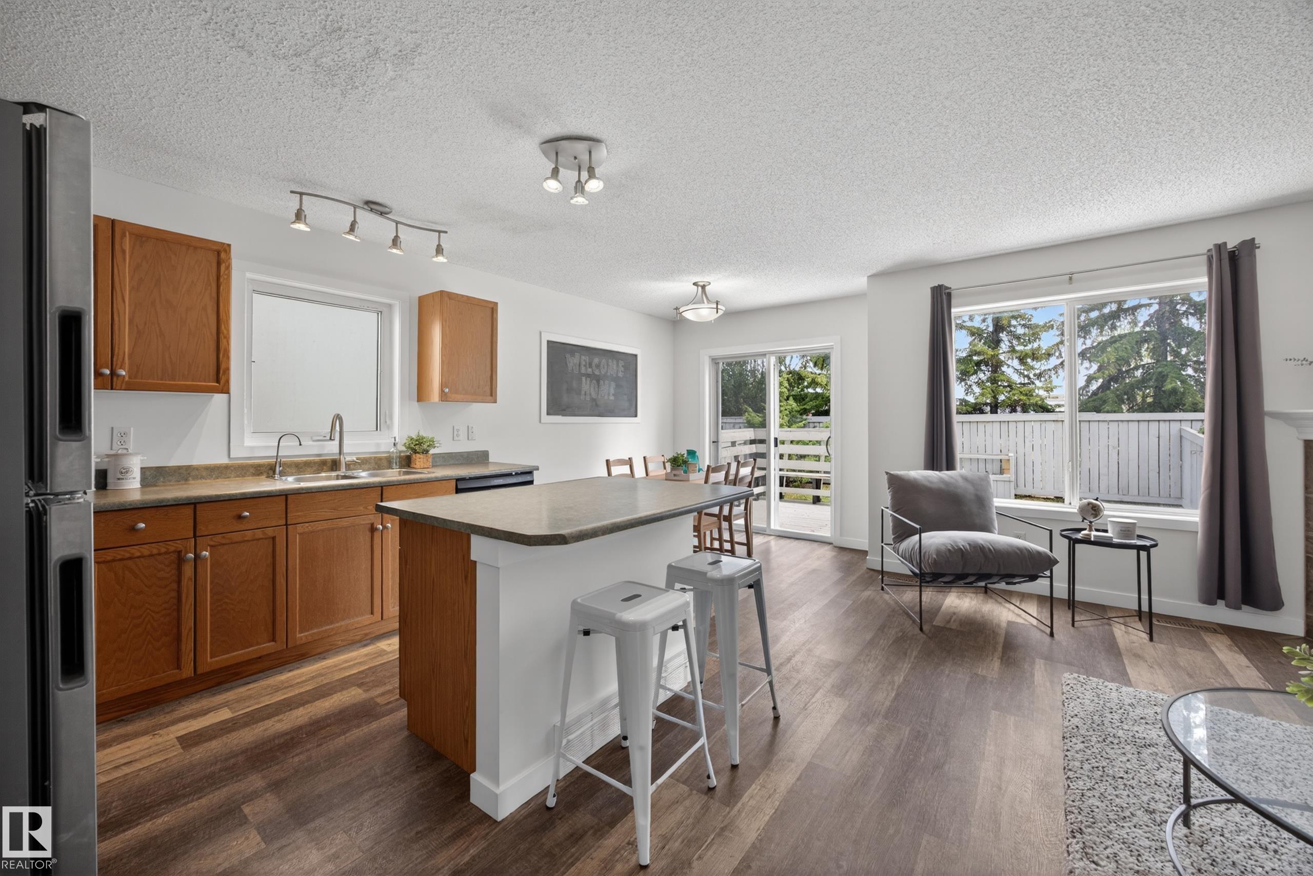 Photo 8 at 39 - 4020 21 Street NW, Larkspur, Edmonton